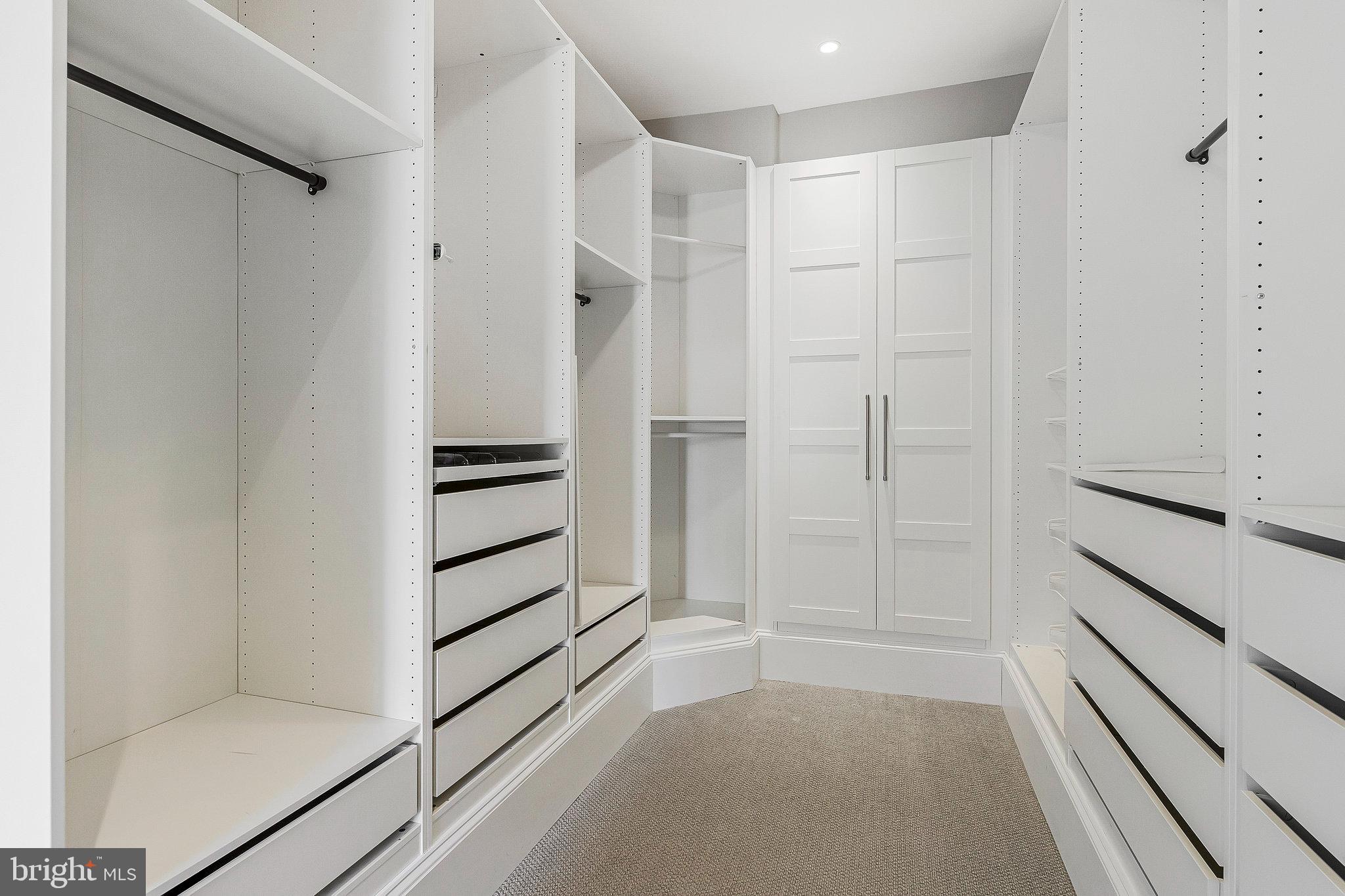 LEDROIT PARK - Residential