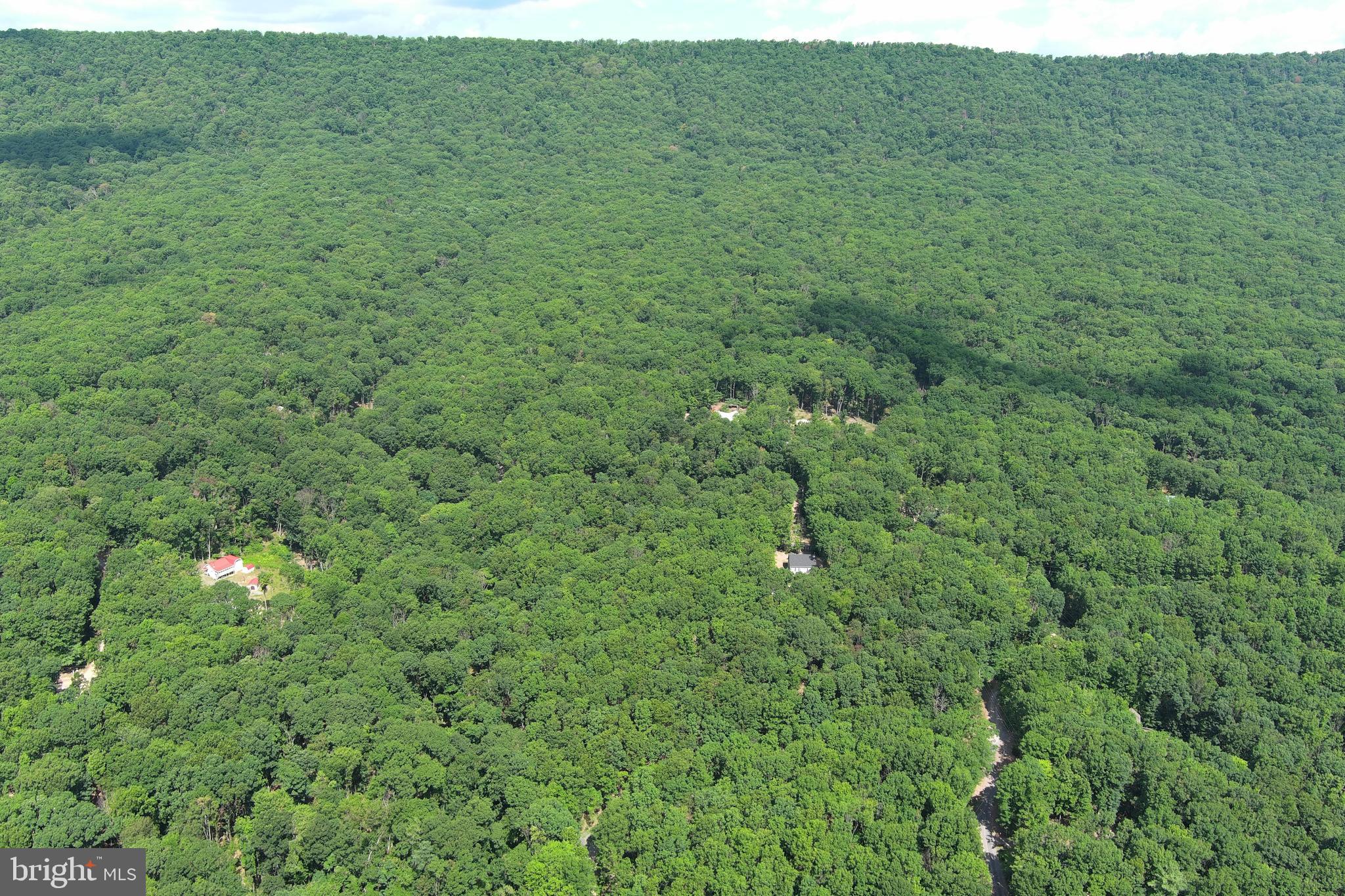 MOUNTAIN VIEW ESTATES - Land