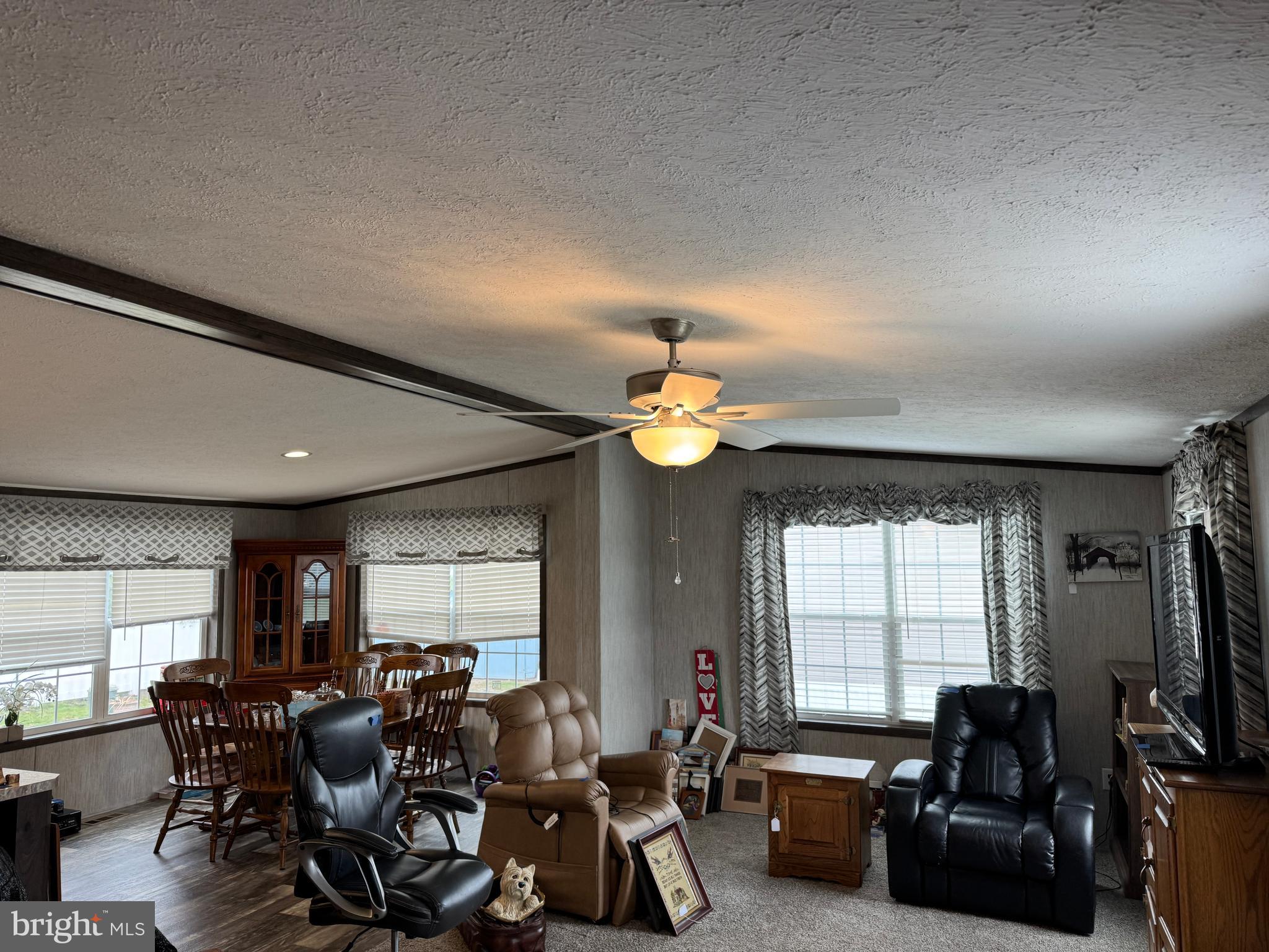 LINCOLN ESTATES MHP - Residential
