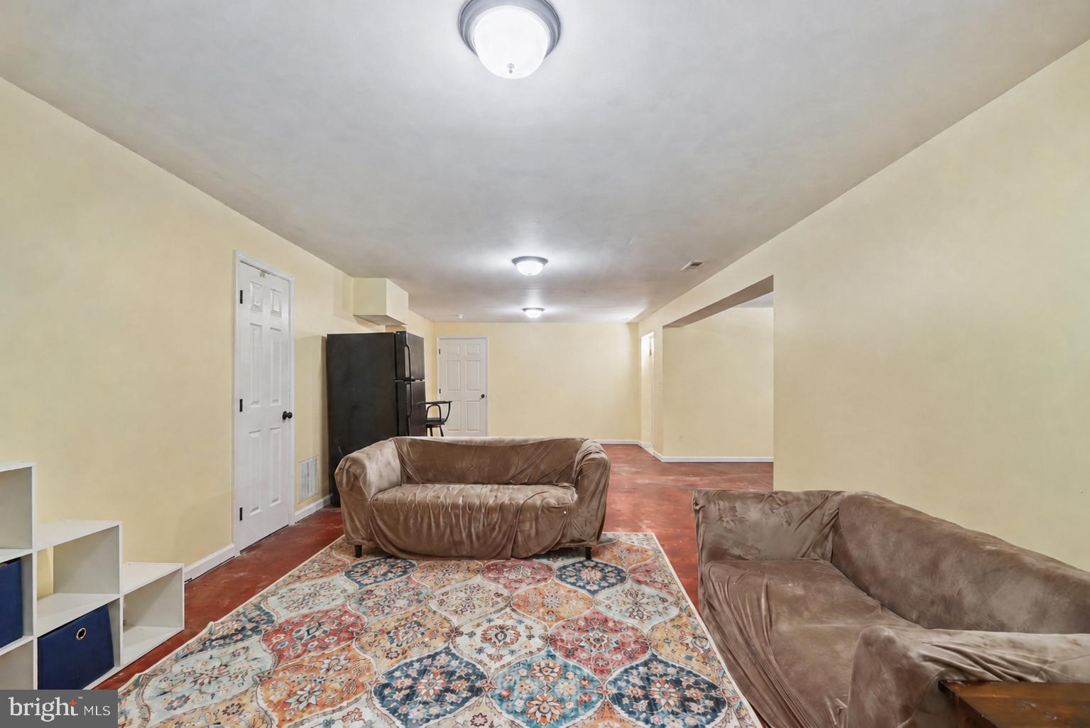 MONMOUTH VILLAGE - Residential