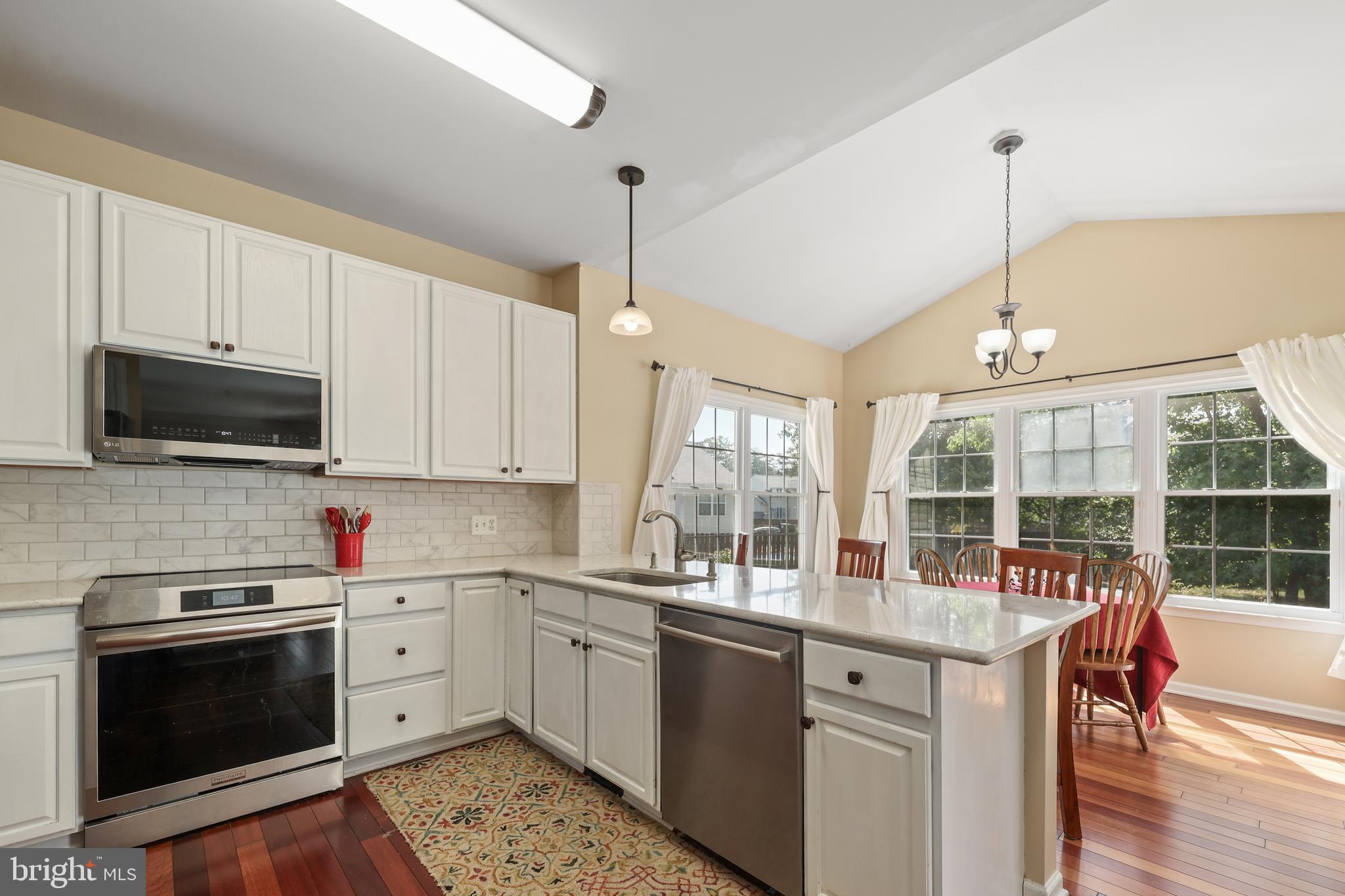 MONMOUTH VILLAGE - Residential