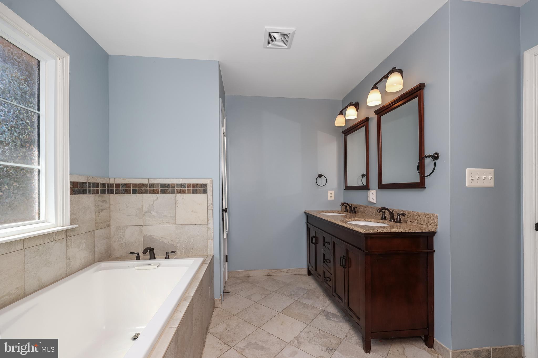 MONMOUTH VILLAGE - Residential