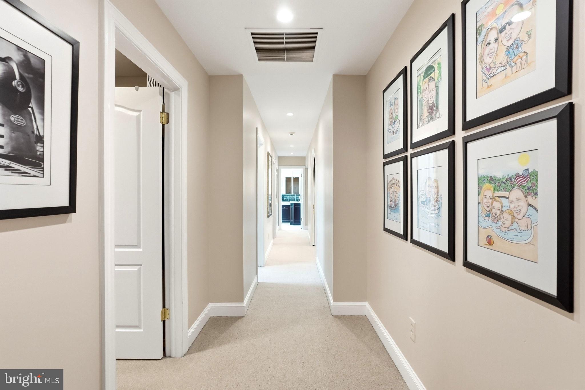 THORNBURY HUNT - Residential