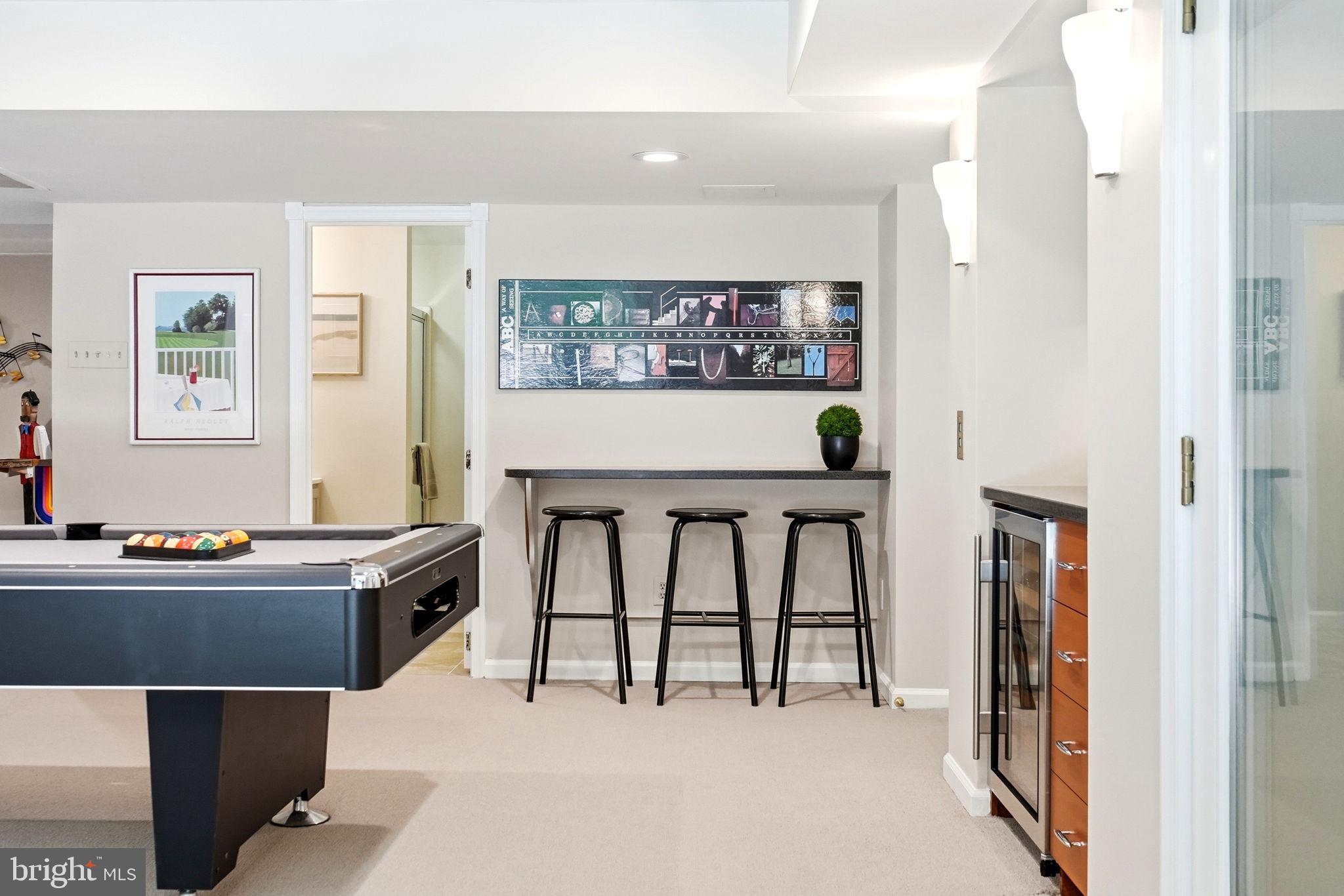 THORNBURY HUNT - Residential