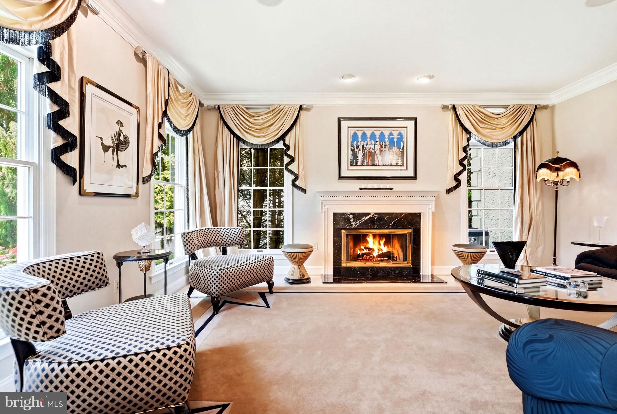 THORNBURY HUNT - Residential