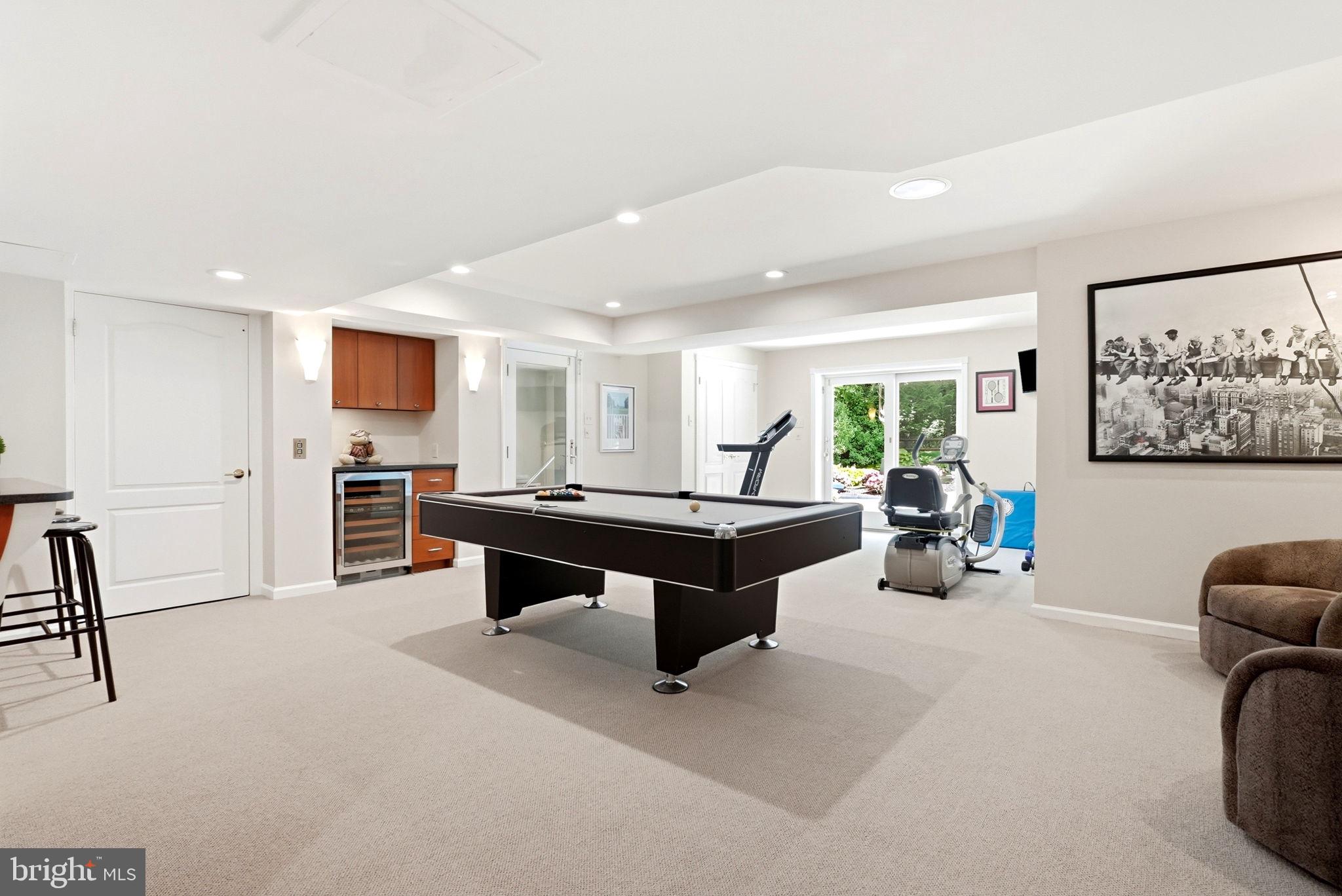 THORNBURY HUNT - Residential