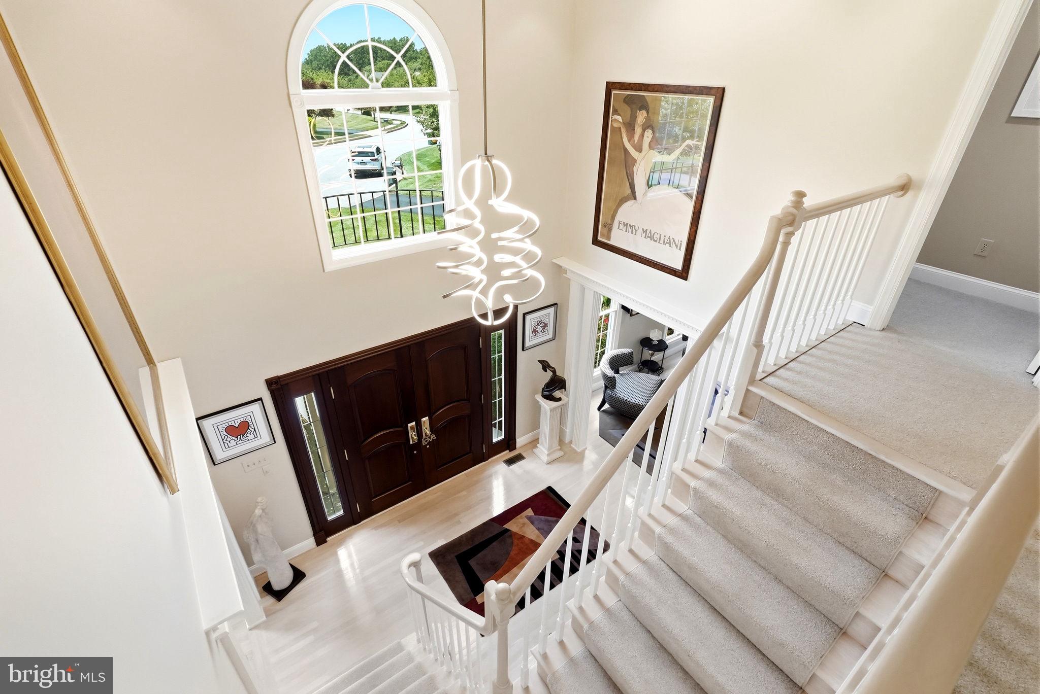 THORNBURY HUNT - Residential