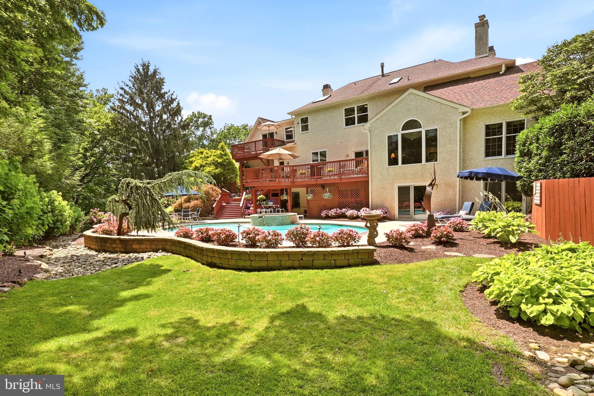 THORNBURY HUNT - Residential