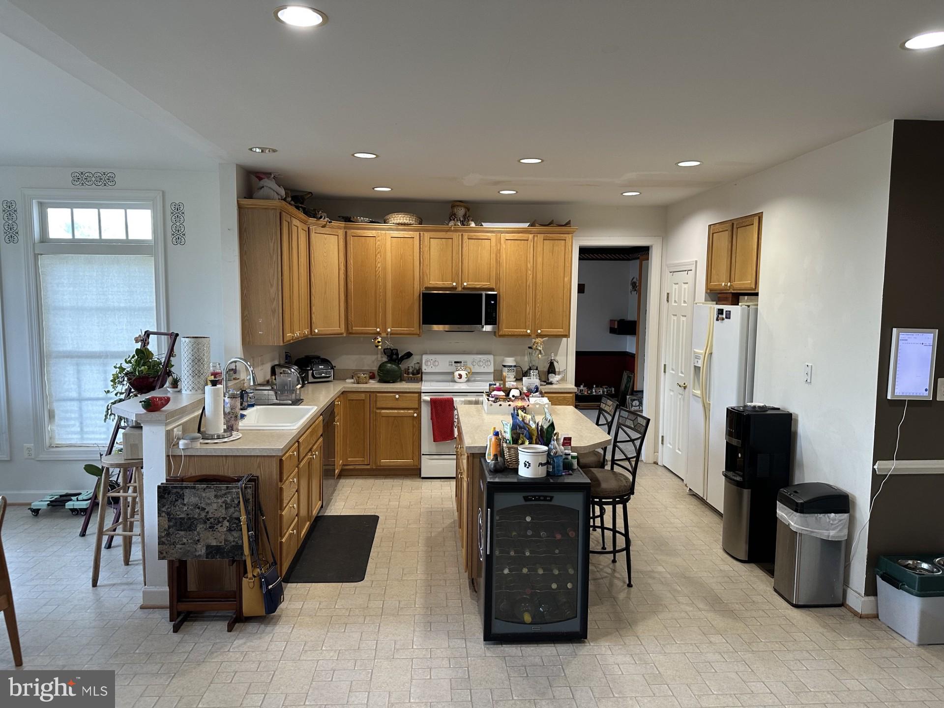 FLINTRIDGE - Residential