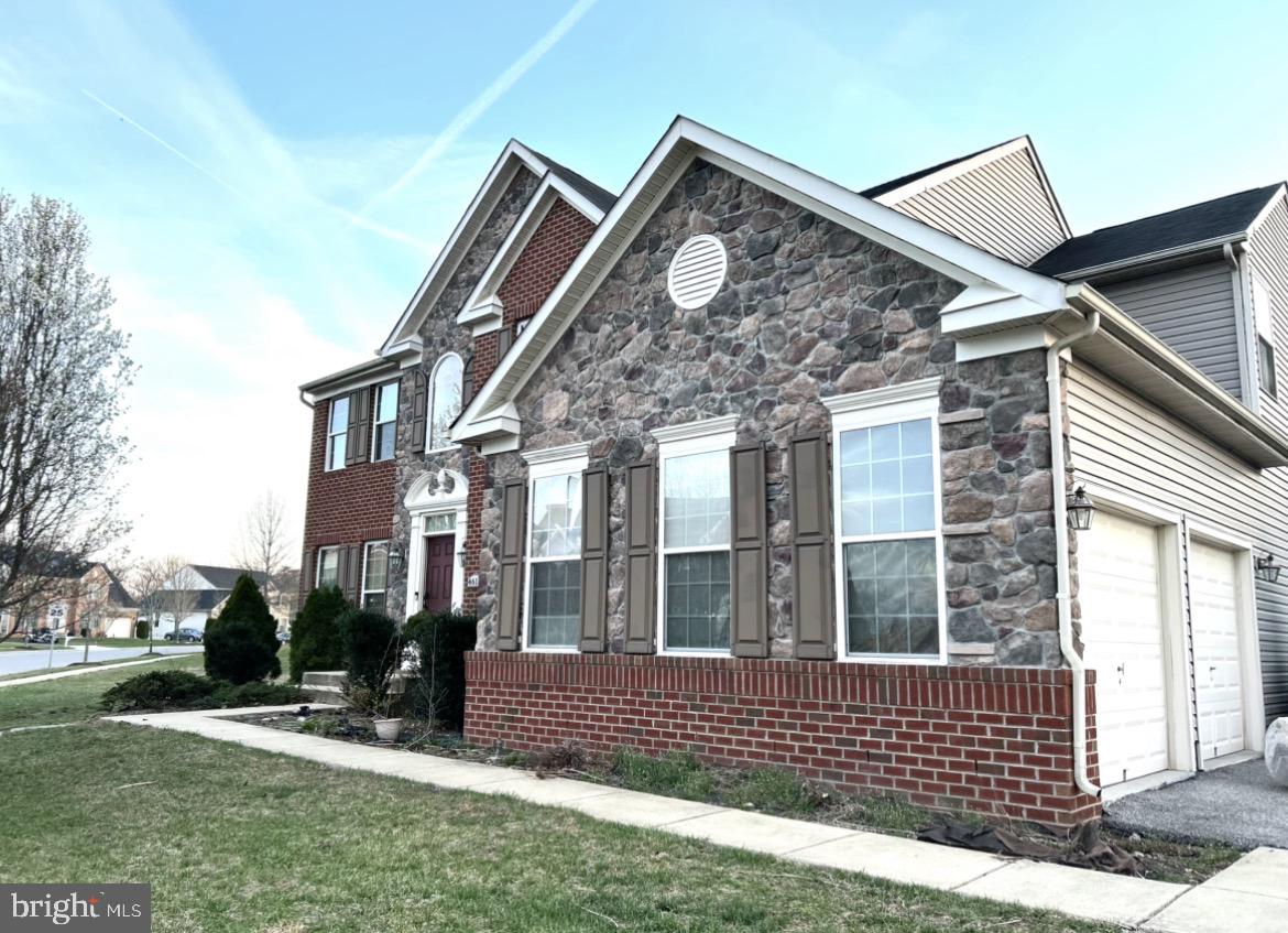 WOODBURN ESTATES - Residential