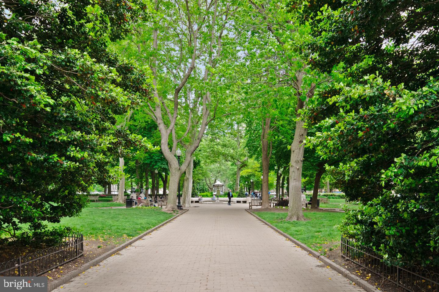 RITTENHOUSE SQUARE - Residential Lease