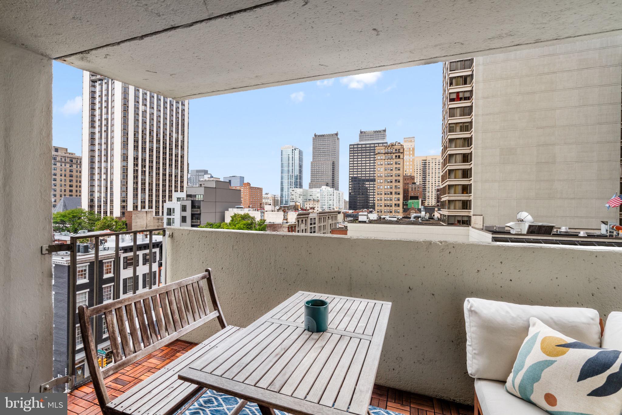 RITTENHOUSE SQUARE - Residential Lease