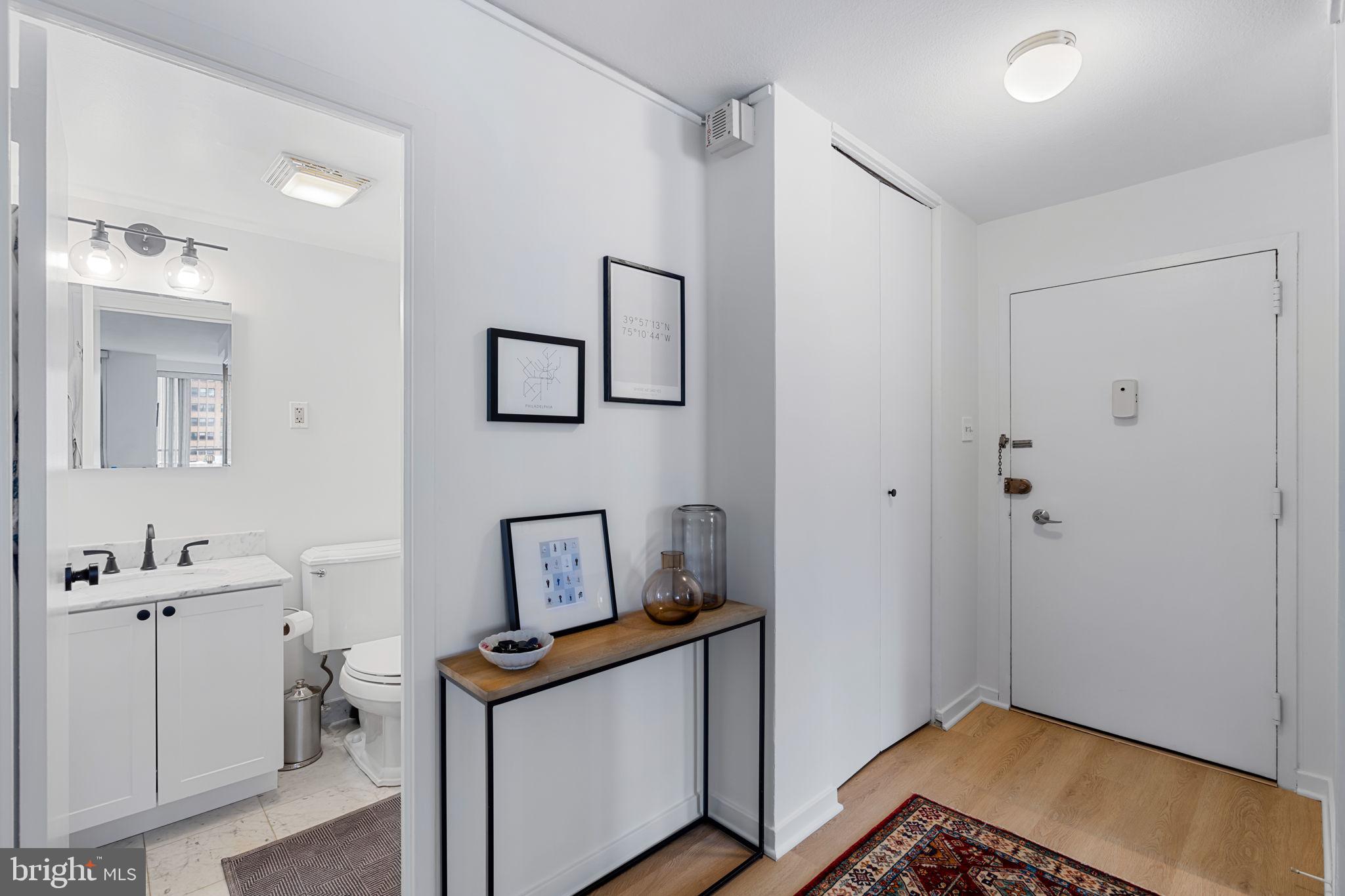 RITTENHOUSE SQUARE - Residential Lease