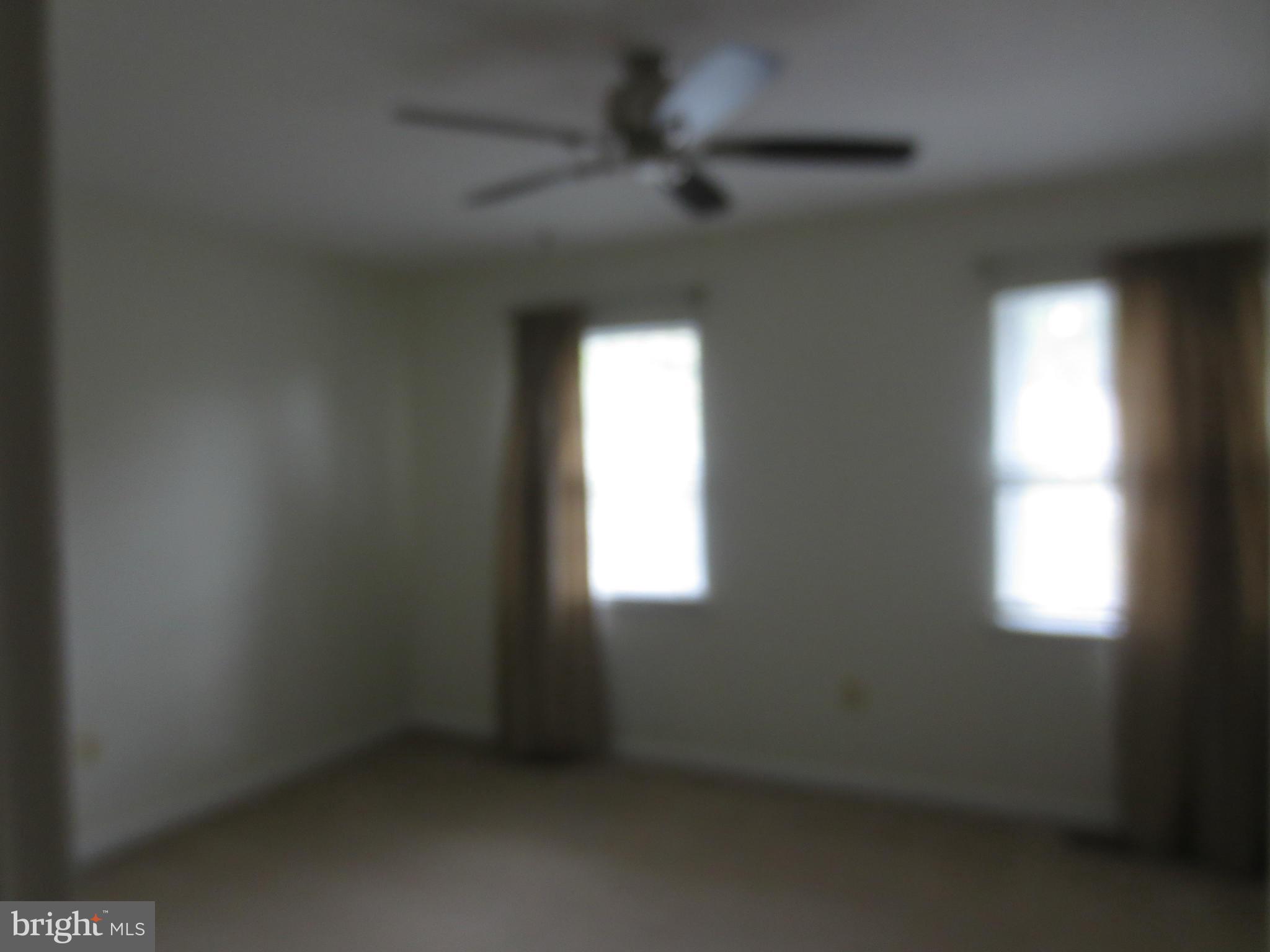 KINGSBRIDGE COURT - Residential Lease