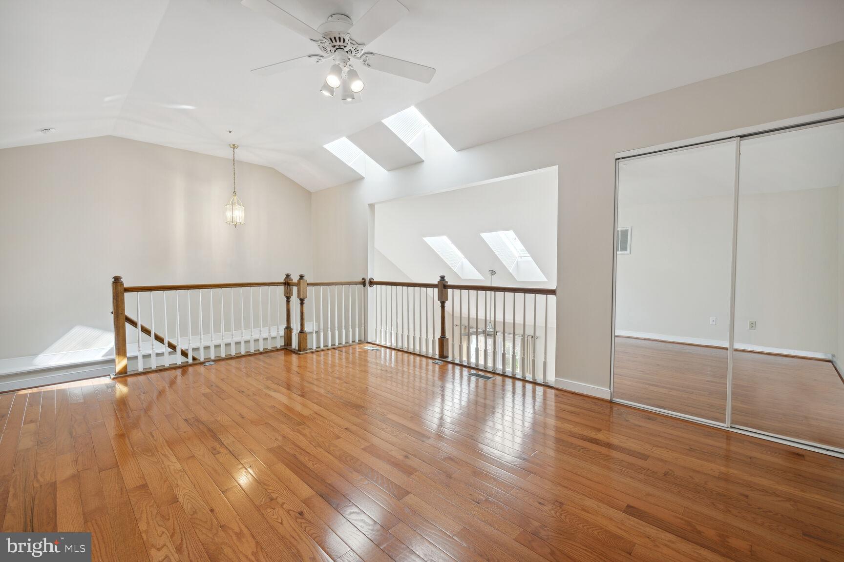 QUINCE ORCHARD KNOLLS - Residential Lease