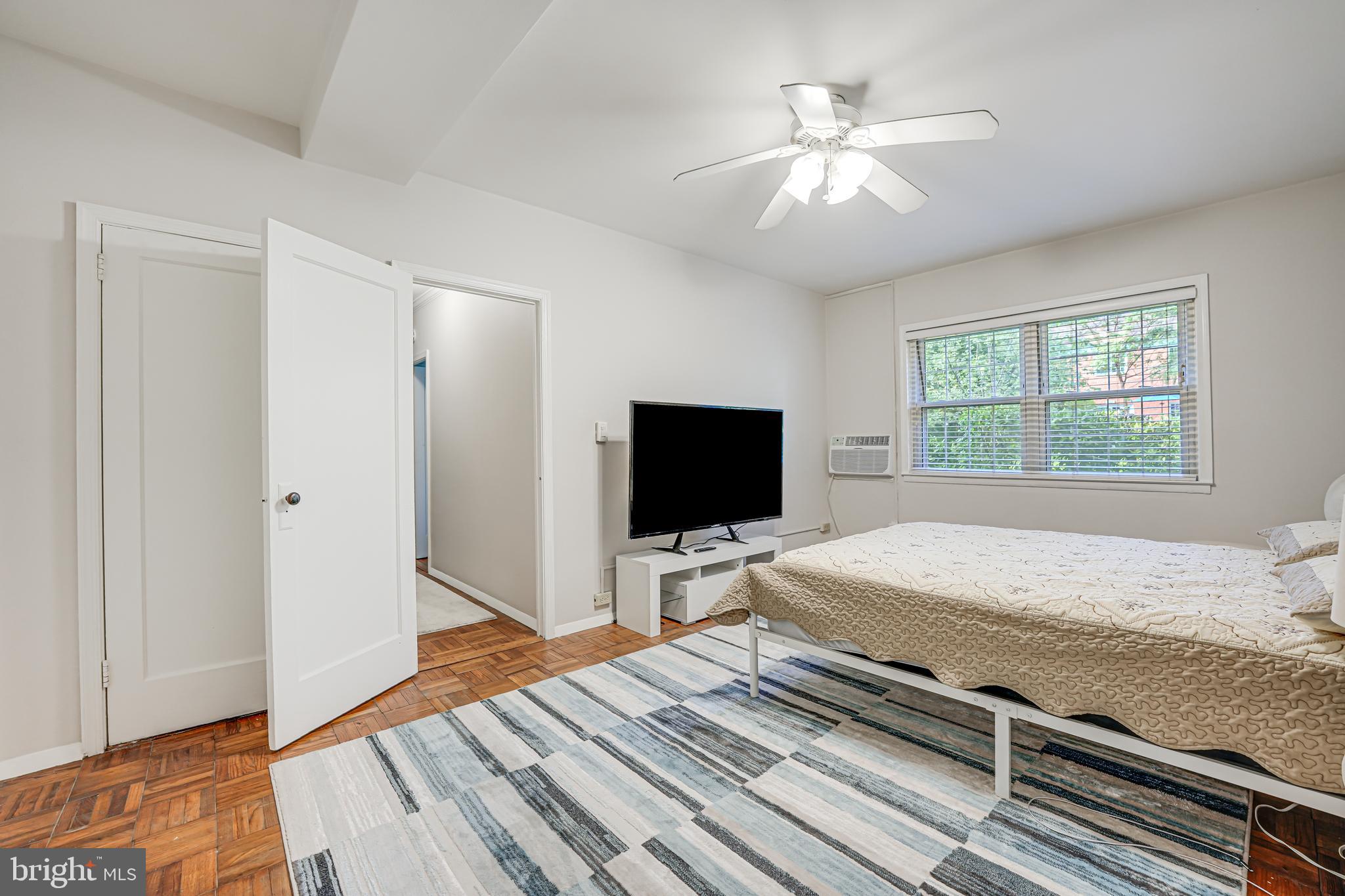 PARK  FAIRFAX - Residential