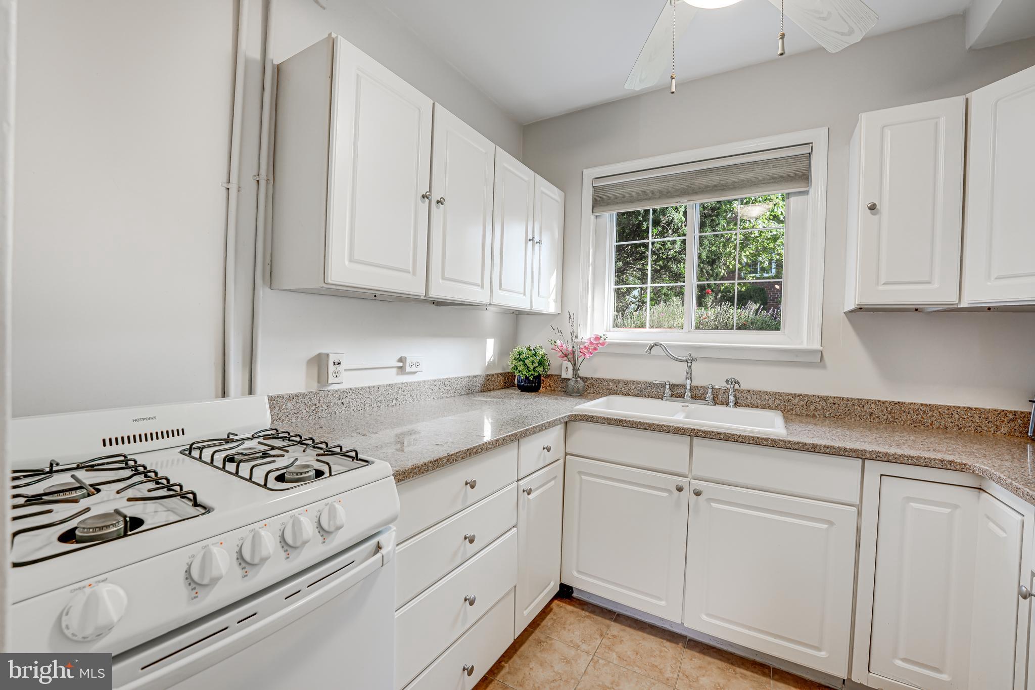 PARK  FAIRFAX - Residential