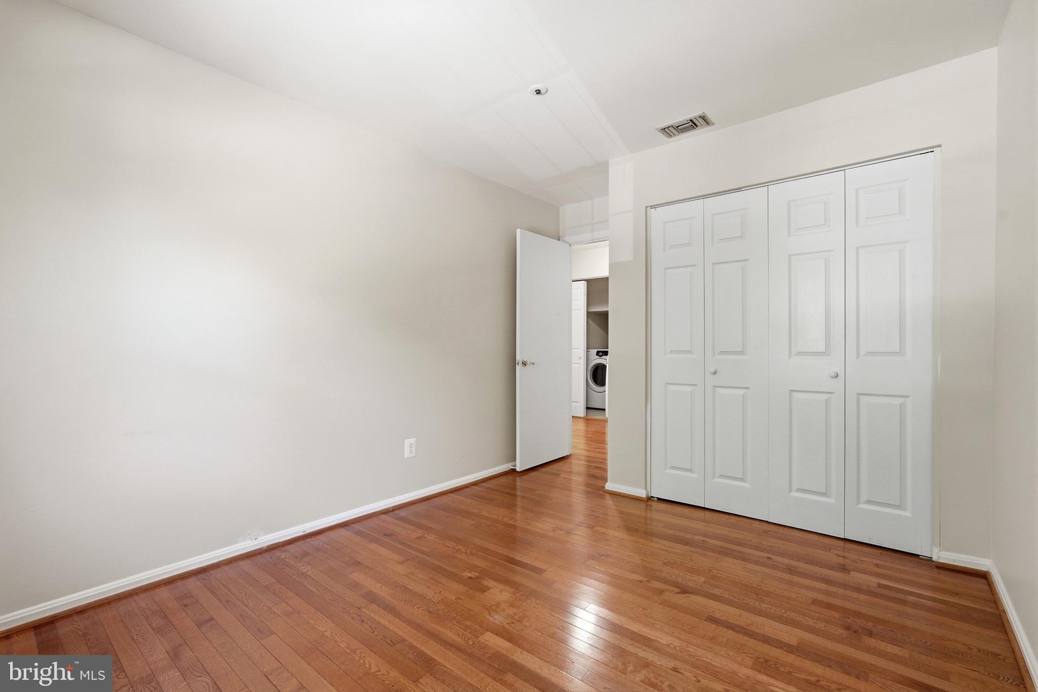 GLENSFORD CONDO - Residential