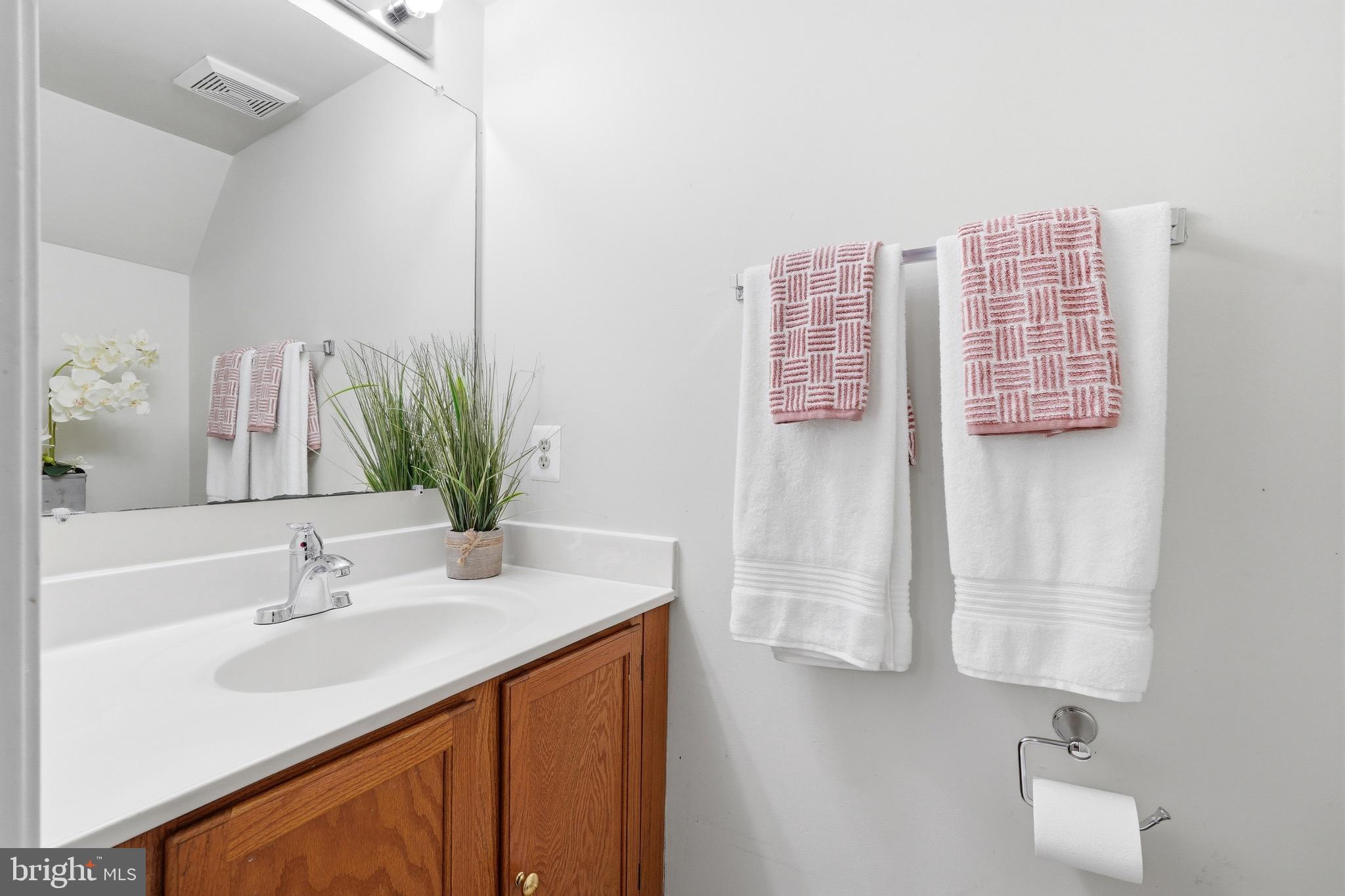 GLENSFORD CONDO - Residential