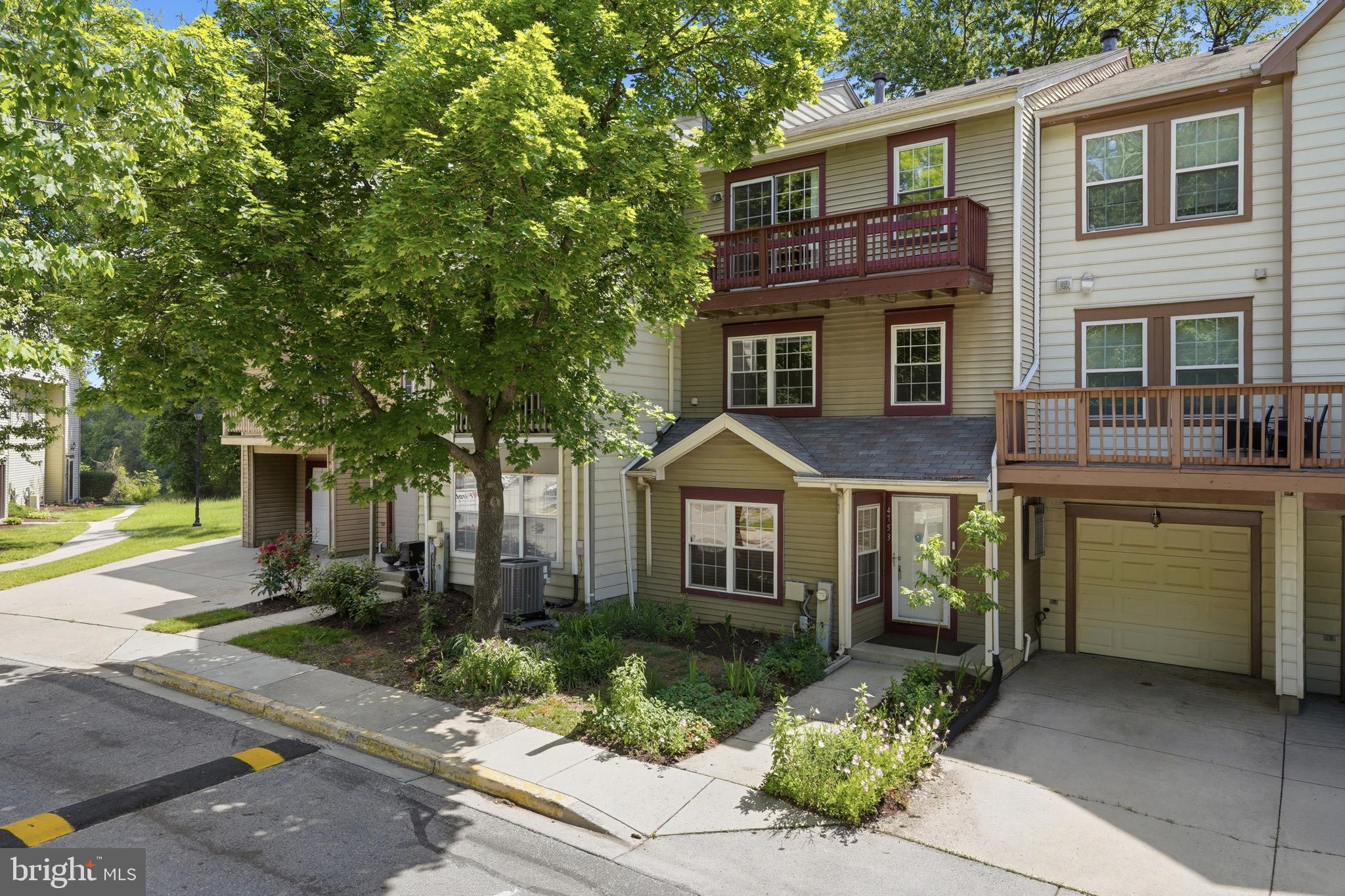 GLENSFORD CONDO - Residential