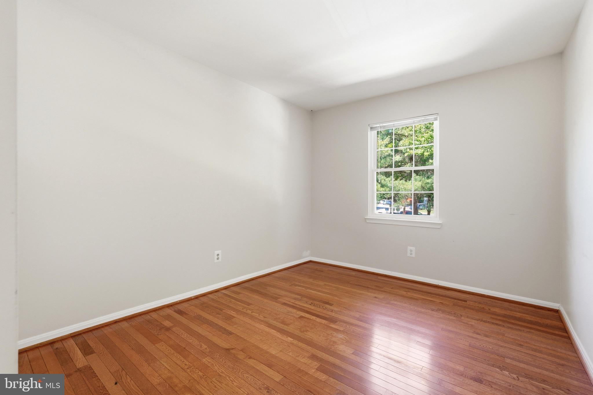 GLENSFORD CONDO - Residential