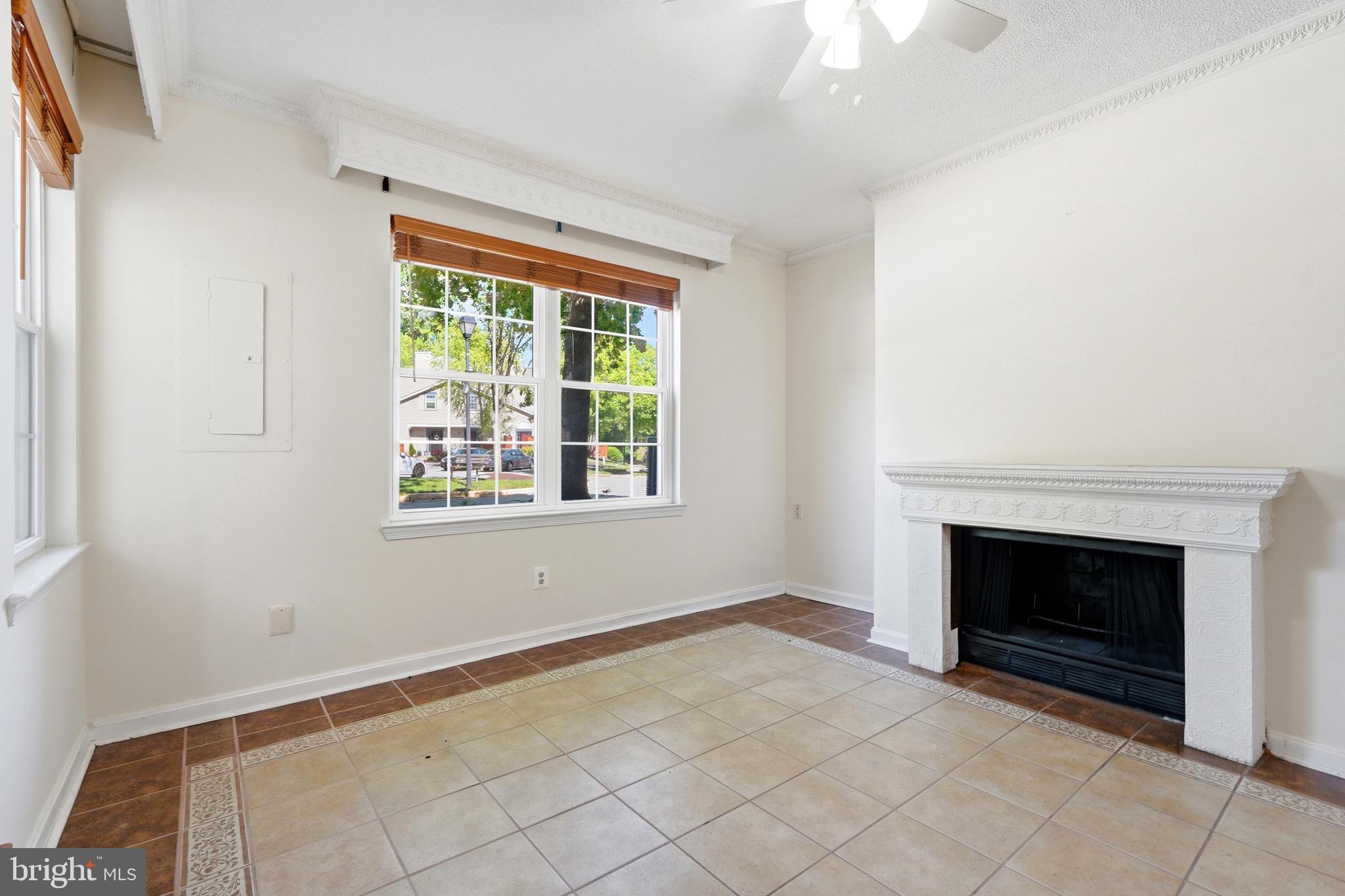 GLENSFORD CONDO - Residential