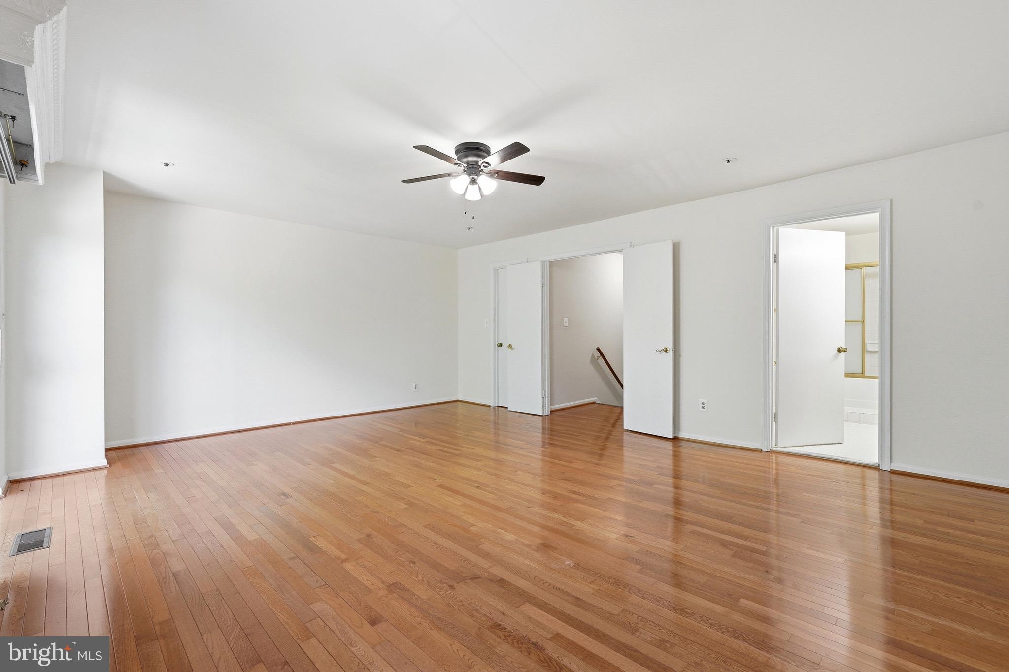 GLENSFORD CONDO - Residential