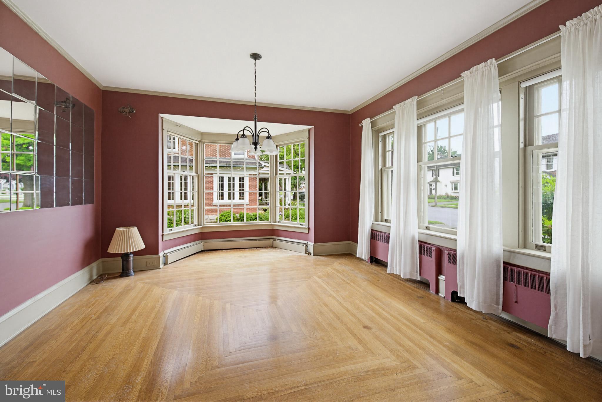 LEOLA - Residential