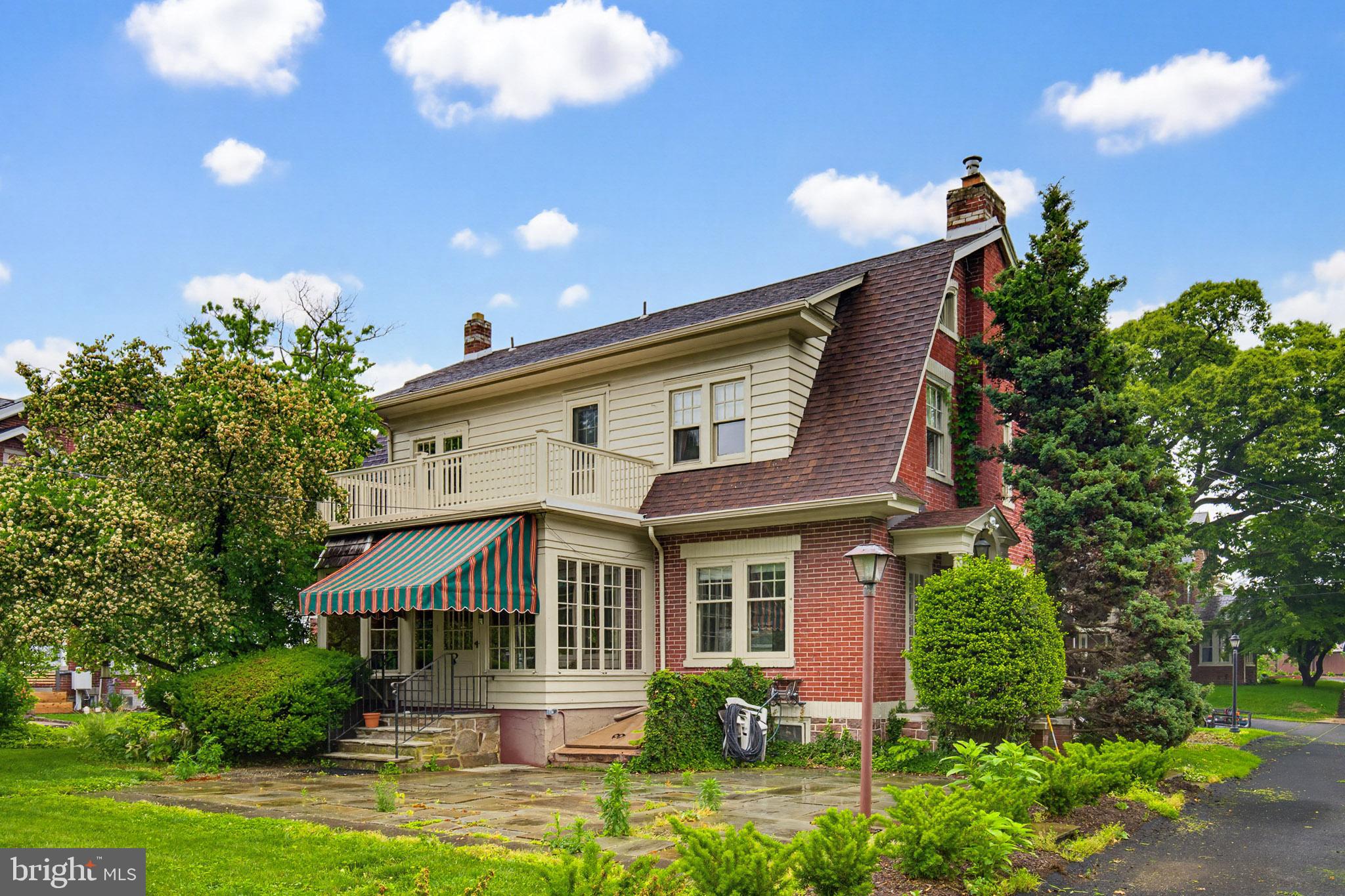 LEOLA - Residential