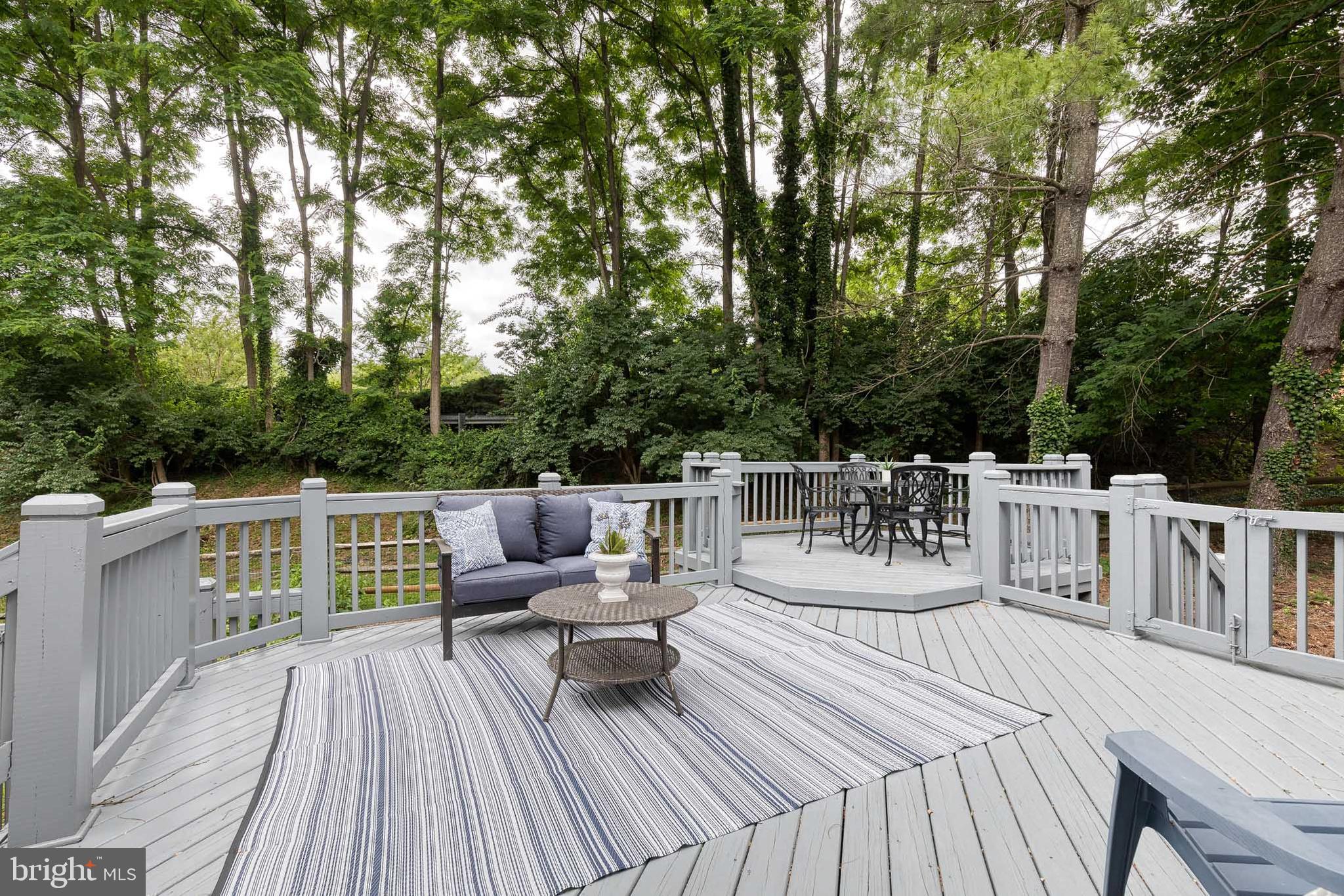 SEMINARY OVERLOOK - Residential