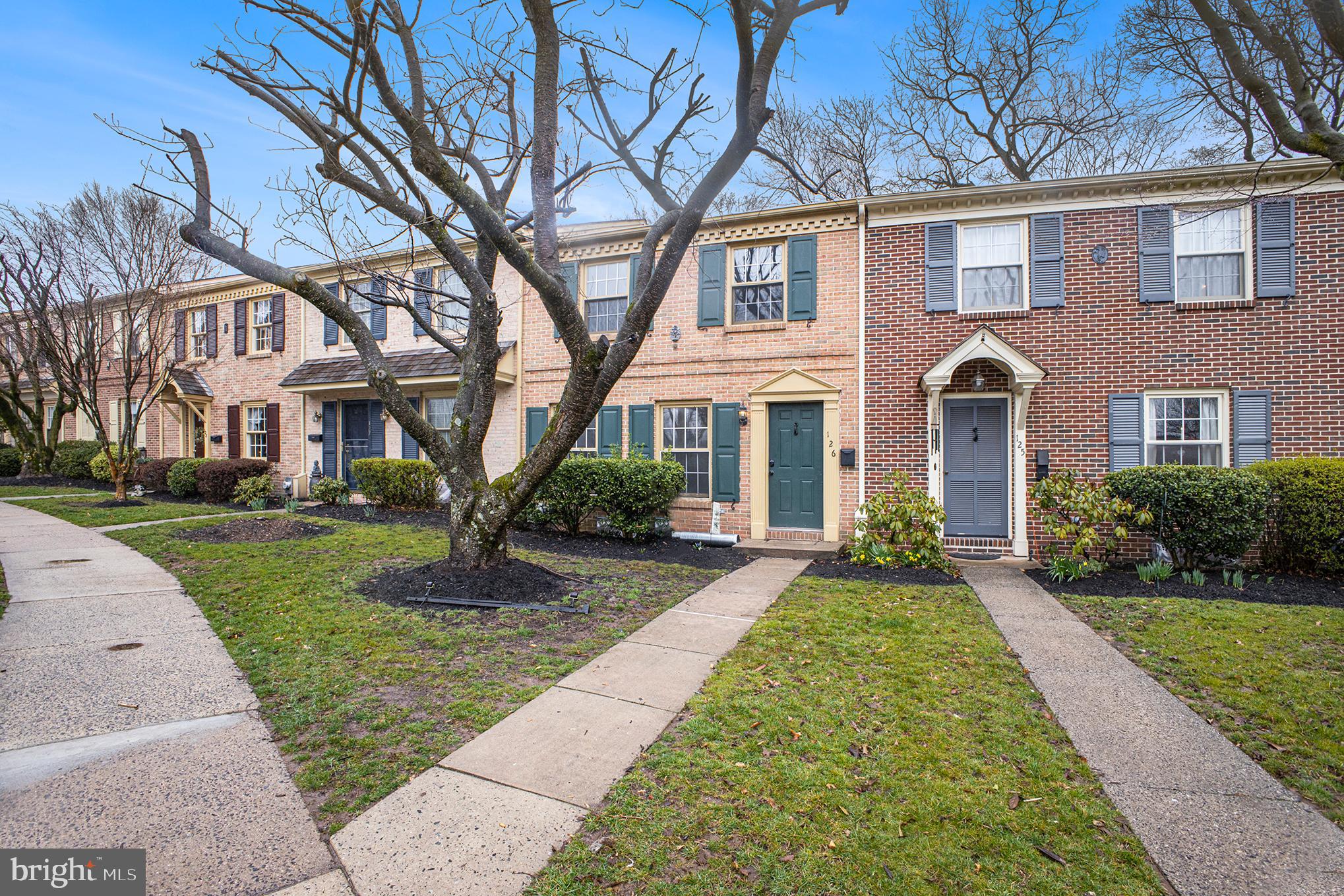 ***Showings Begin 3/7**Welcome to 126 Roboda Blvd, nestled in this highly sought-after HOA community in the award-winning Spring Ford School District. This delightful home features 3 bedrooms and 1.5 baths, offering a comfortable and inviting living space. Inside, you'll find brand new durable LVP flooring and neutral paint throughout to complement any decor. The dining area boasts charming painted exposed beams and the kitchen is sure to impress with its unique custom countertop, backsplash, and brushed wood cabinetry. Upstairs, the master bathroom features a convenient double sink, and all bedrooms are equipped with ceiling fans and ample closet space. Step outside to enjoy the fenced backyard with a patio, perfect for outdoor gatherings. Community amenities include a quaint courtyard and playground, providing endless enjoyment for residents of all ages.