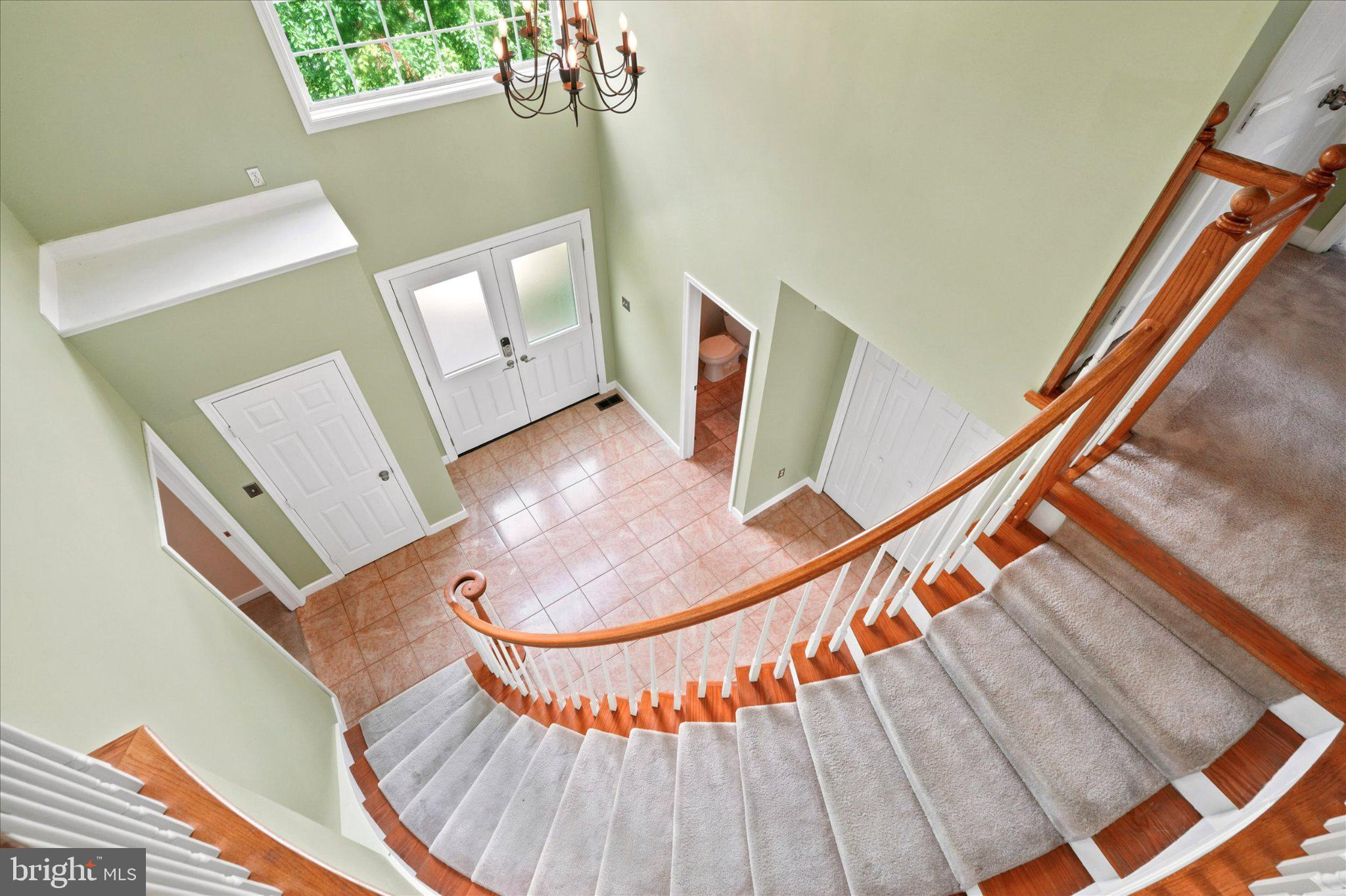 WOODS EDGE - Residential