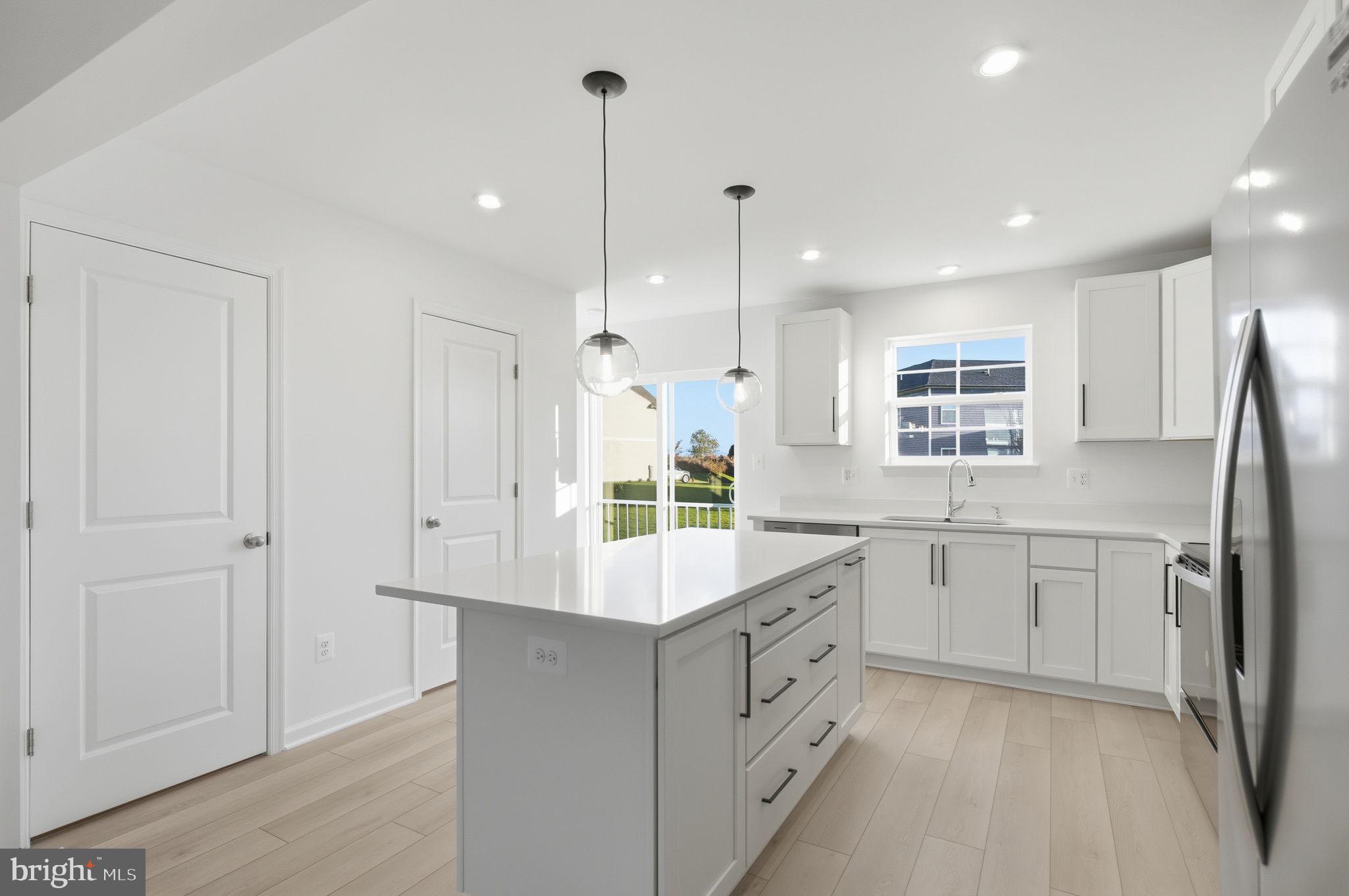 SOUTH BROOK - Residential