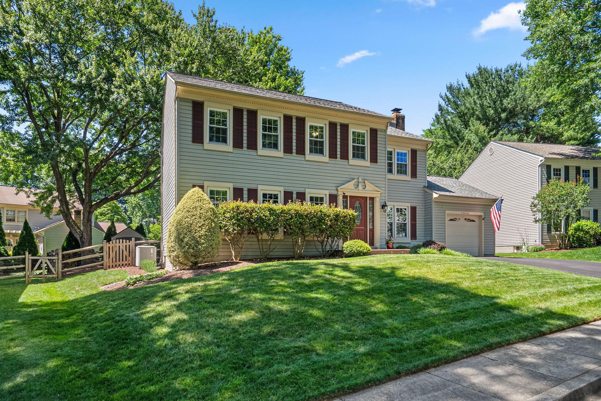 WATERS LANDING - Residential