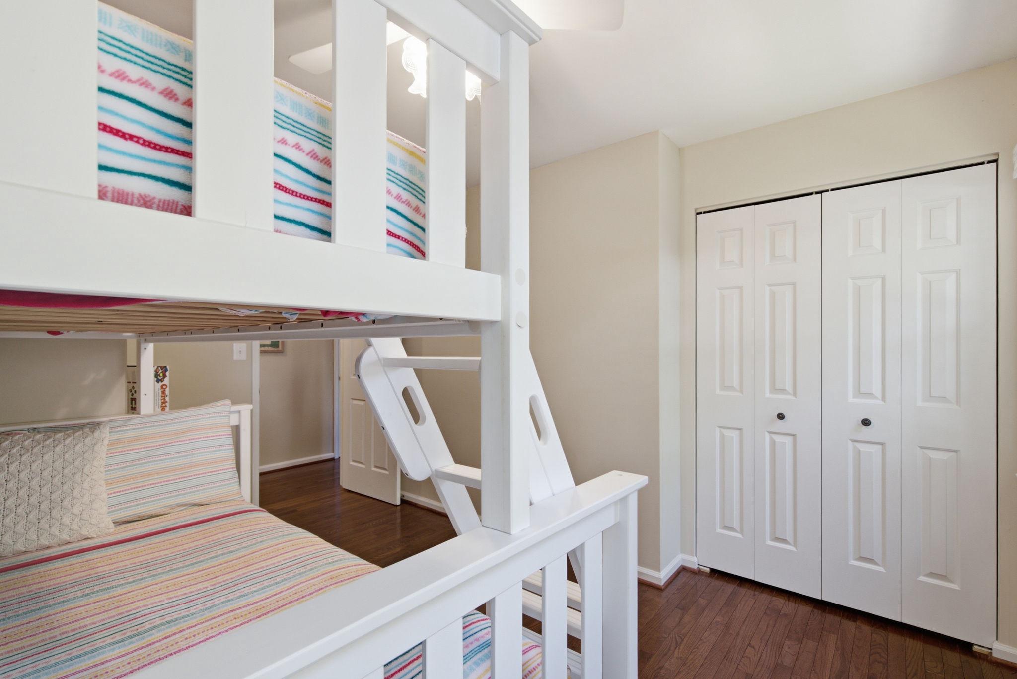 WATERS LANDING - Residential