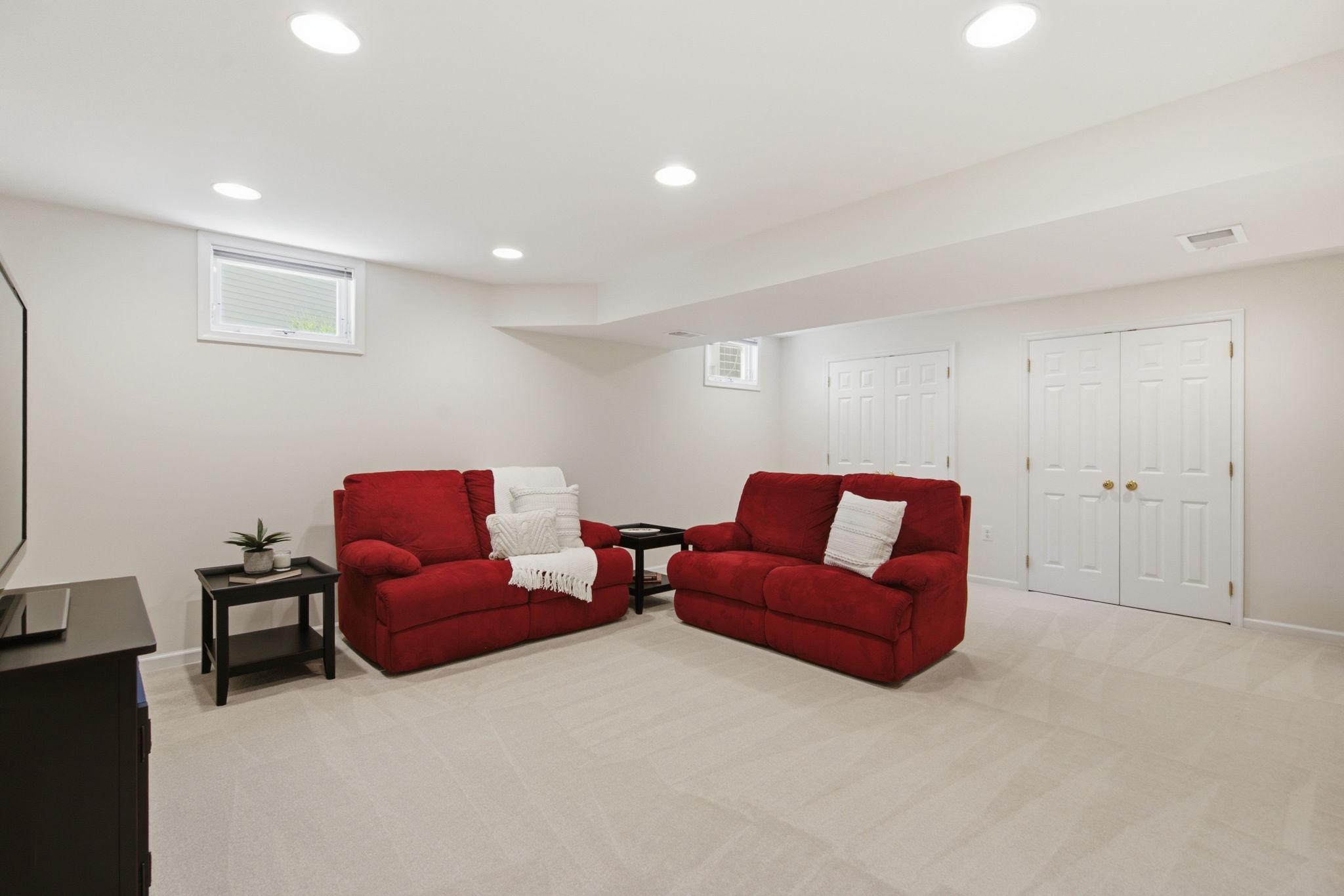 WATERS LANDING - Residential
