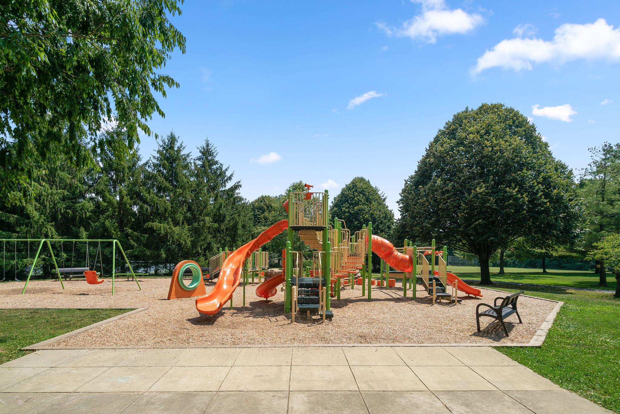 WATERS LANDING - Residential