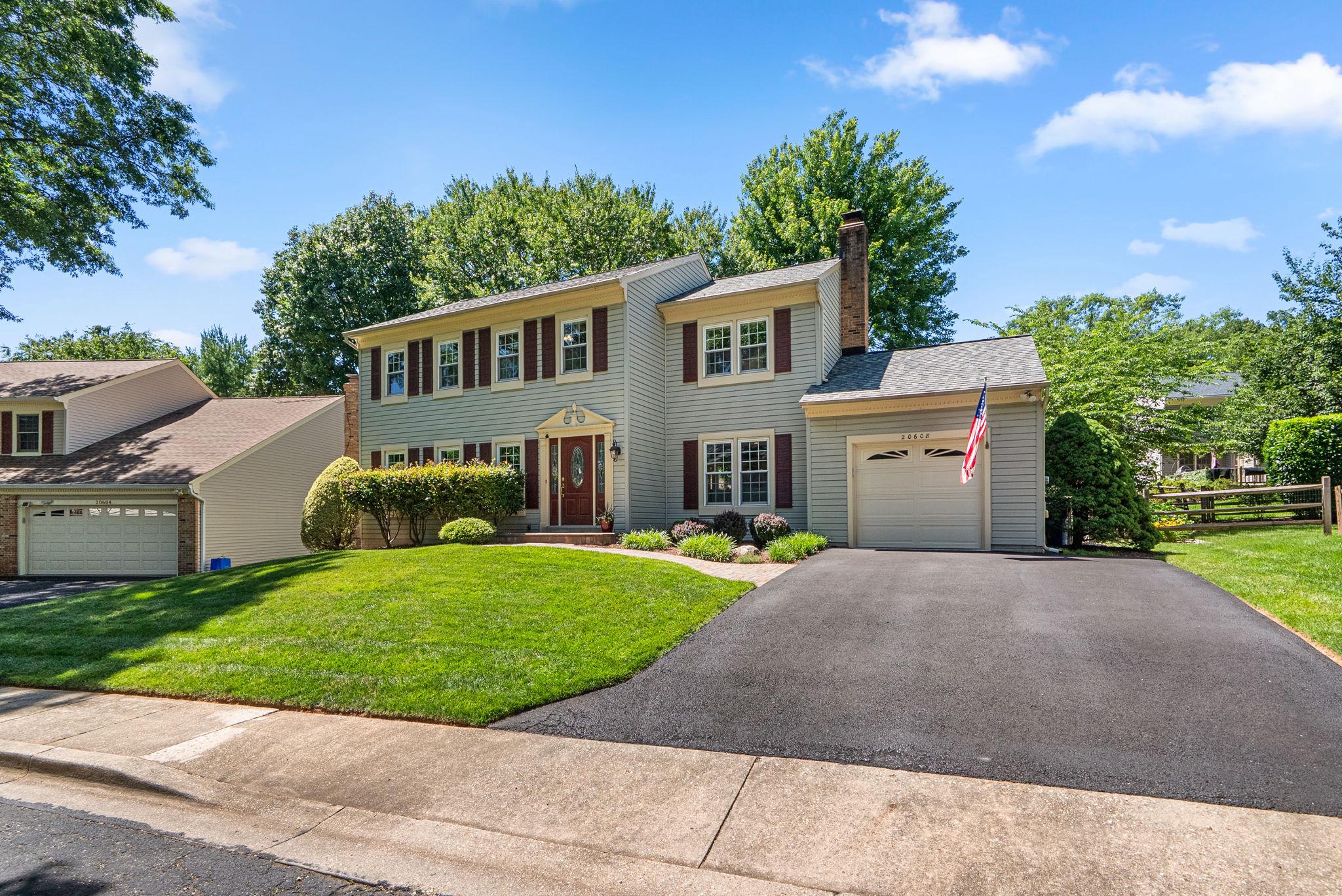 WATERS LANDING - Residential