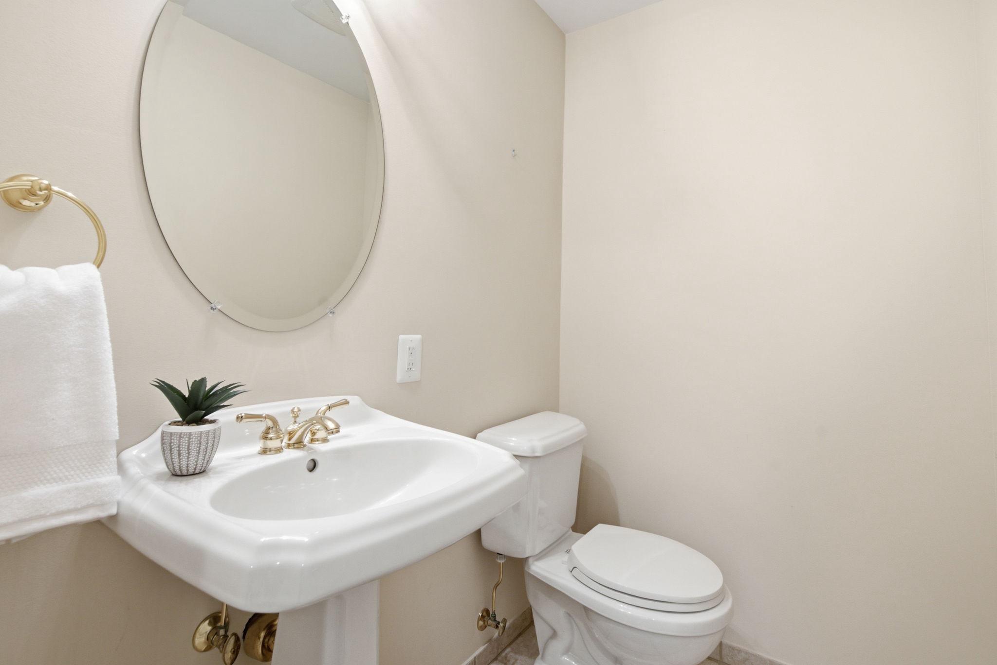 WATERS LANDING - Residential