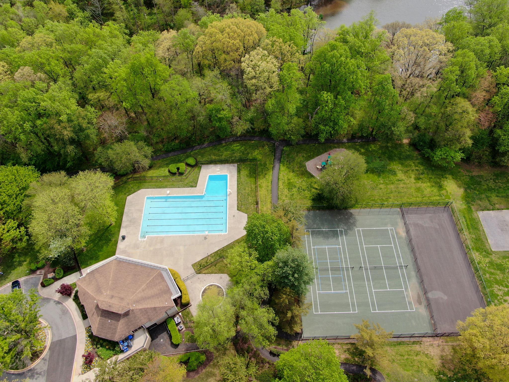 WATERS LANDING - Residential