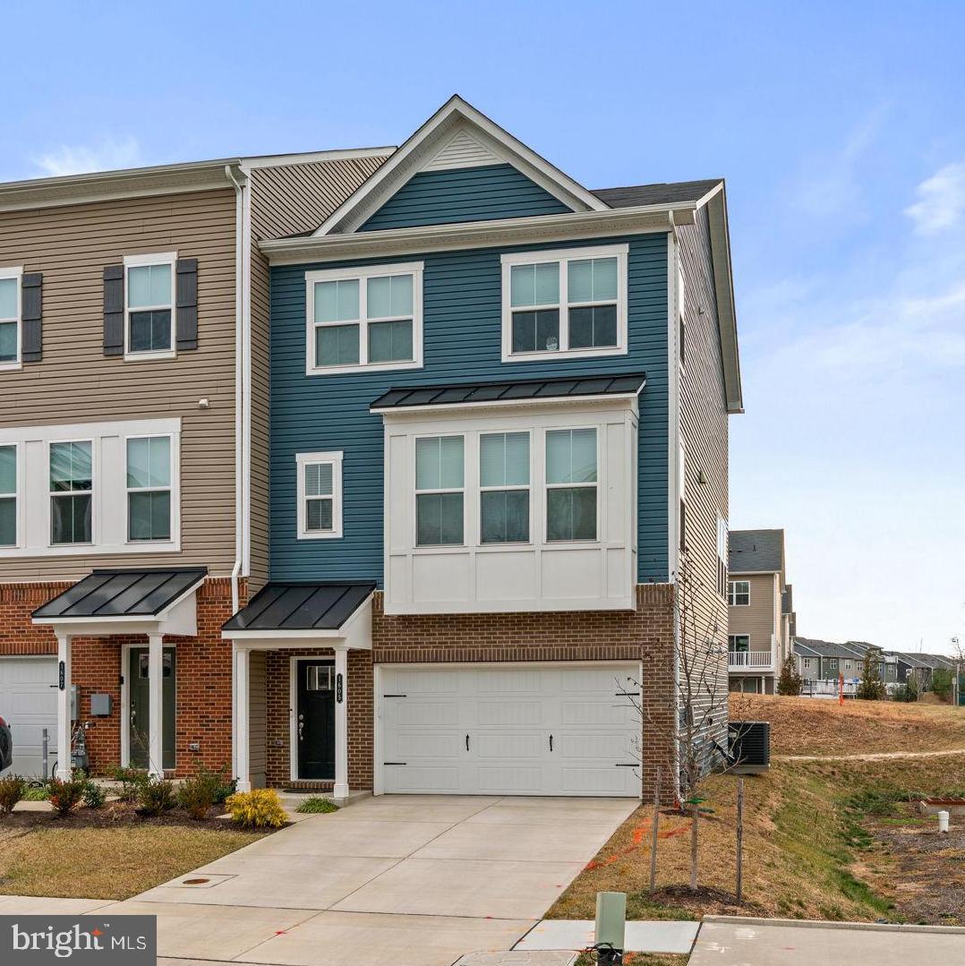 THE RIDGES - Residential