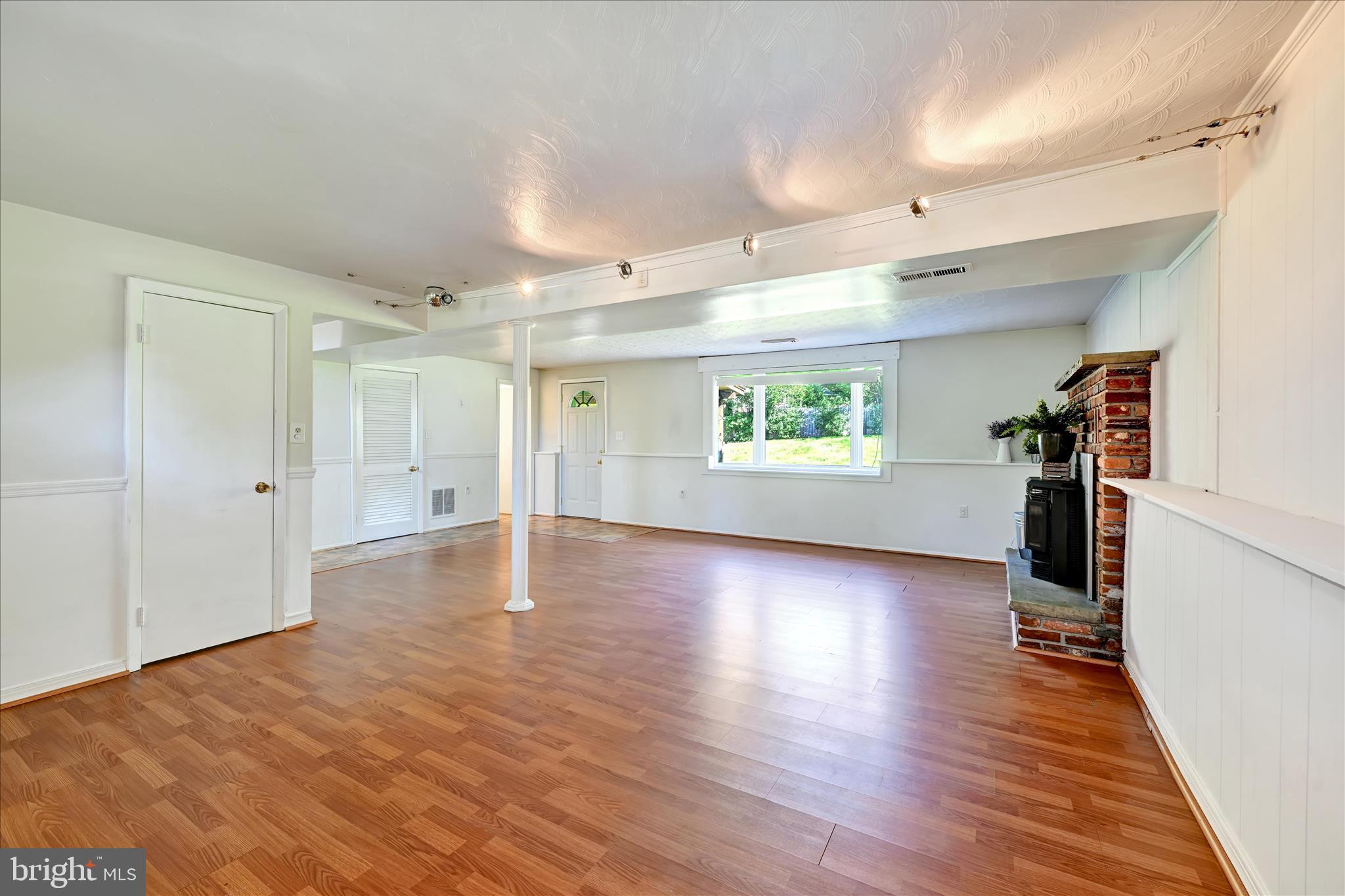 FOUNTAIN HILL - Residential