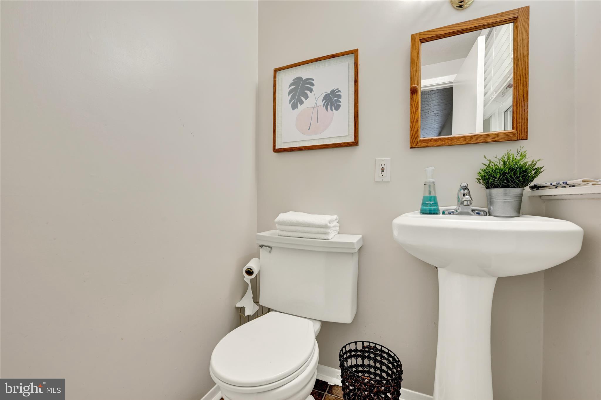 FOUNTAIN HILL - Residential