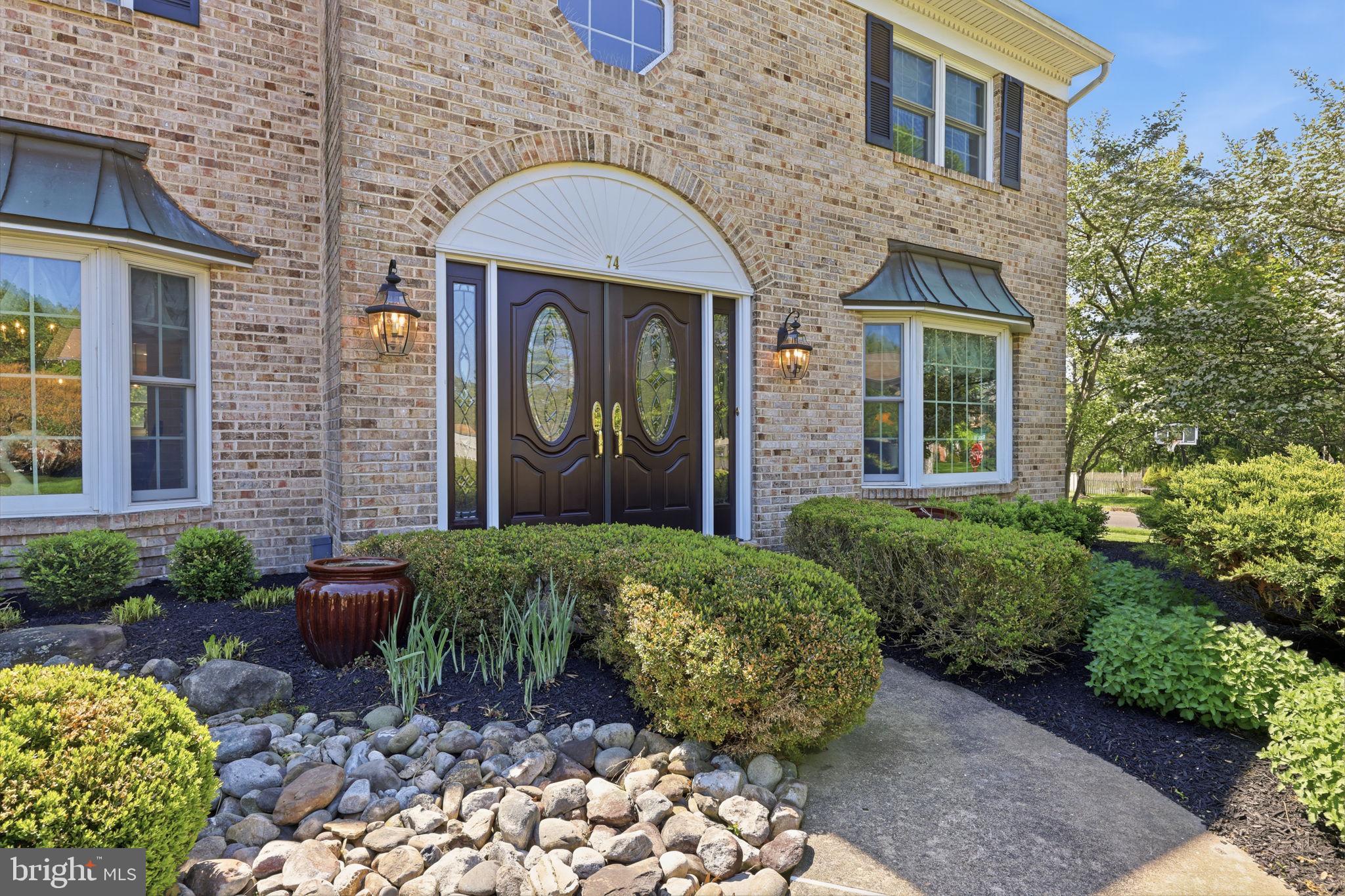 DOYLESTOWN CROSSIN - Residential
