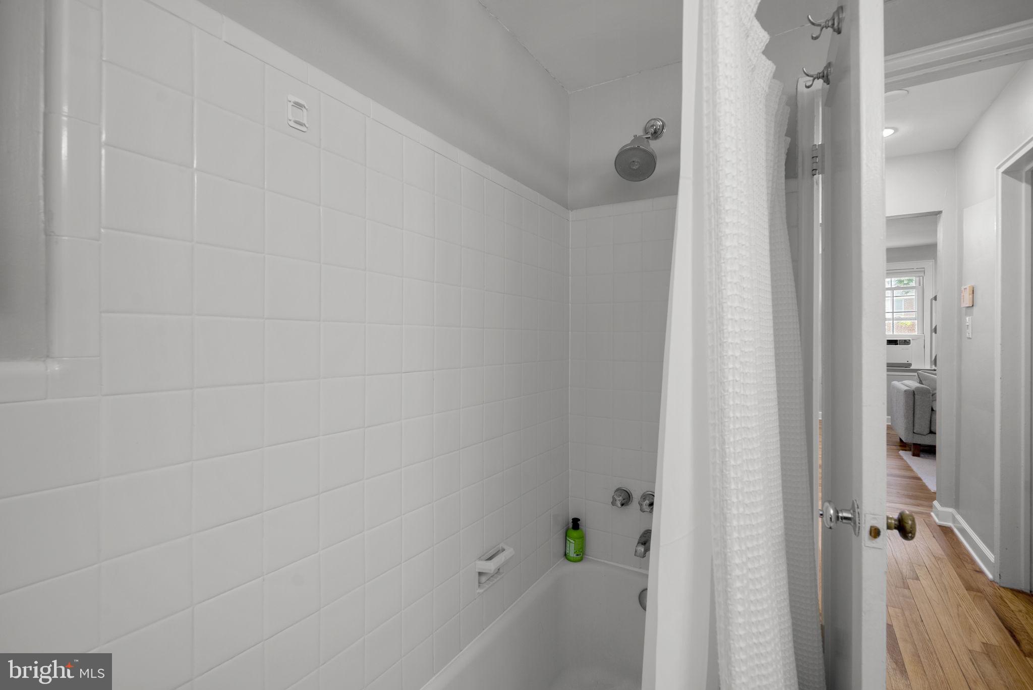 ROCK CREEK VILLAGE CONDOMINIUMS - Residential