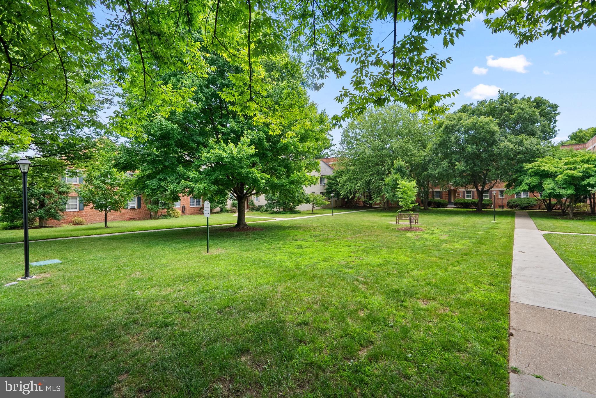 ROCK CREEK VILLAGE CONDOMINIUMS - Residential
