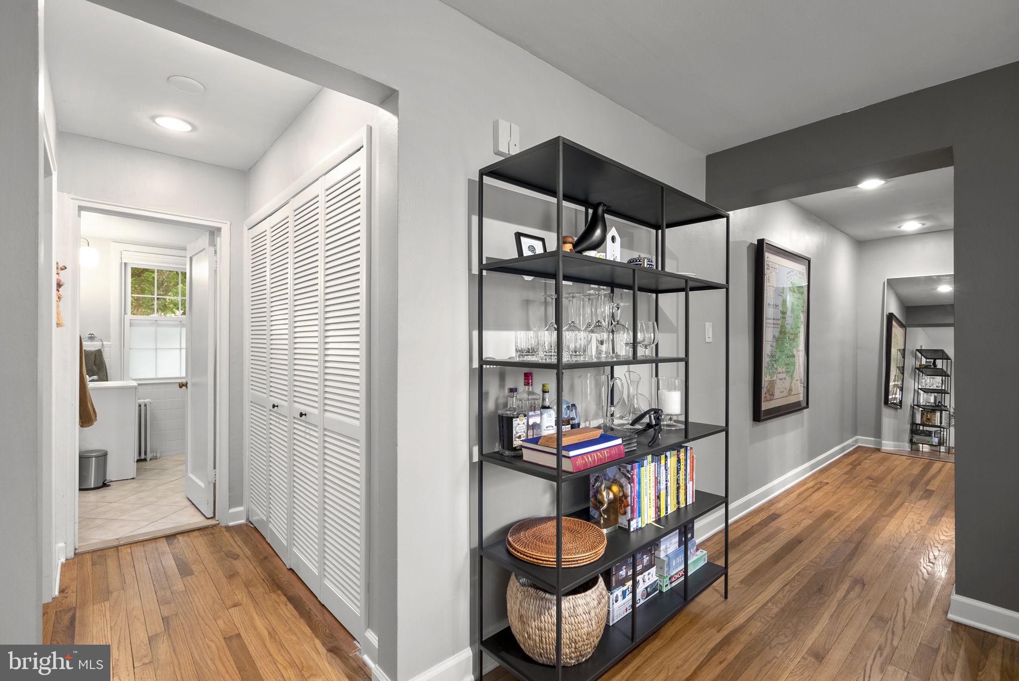 ROCK CREEK VILLAGE CONDOMINIUMS - Residential