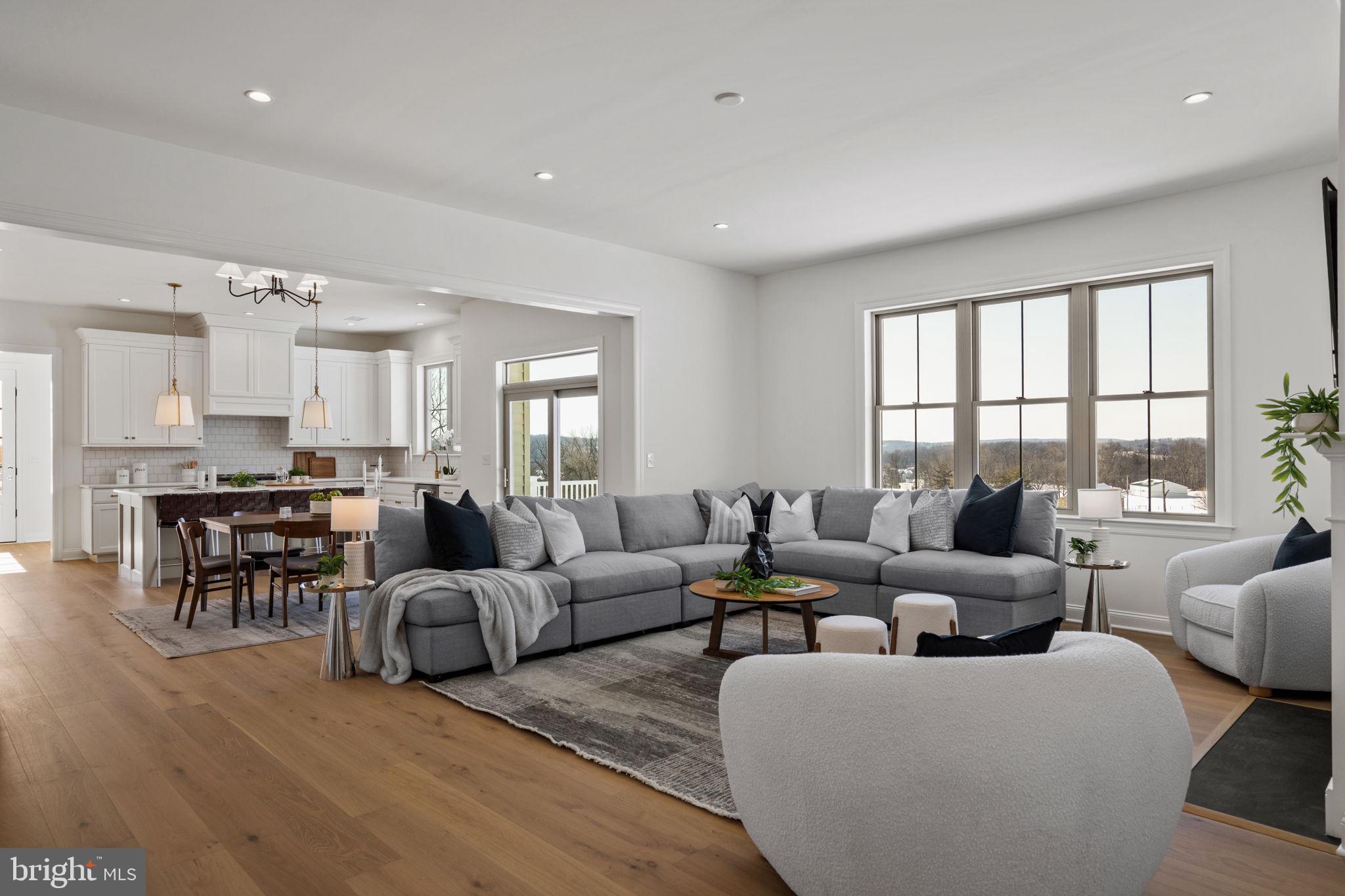 ESTATES AT STONECLIFF - Residential