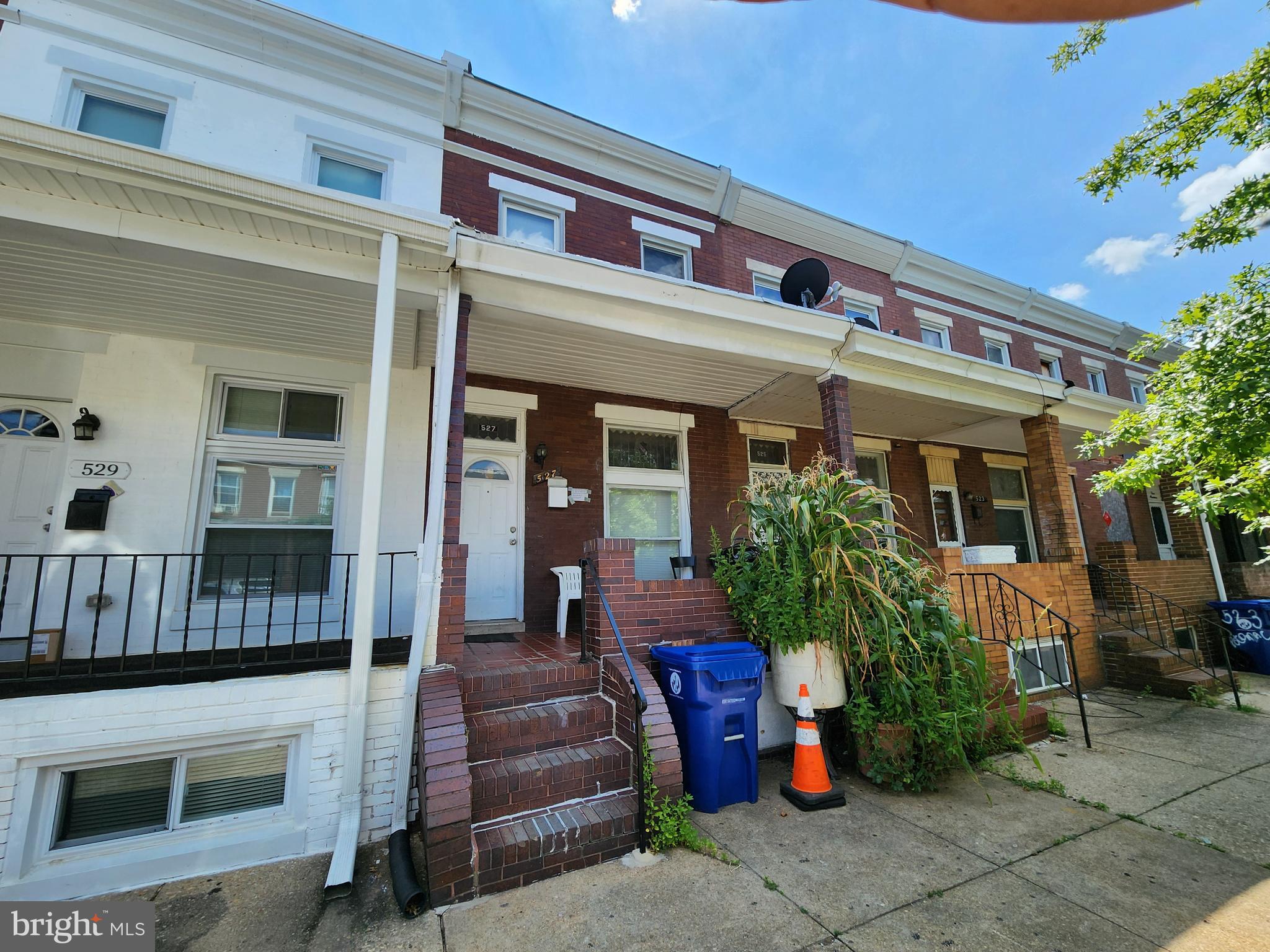 ELLWOOD PARK - Residential