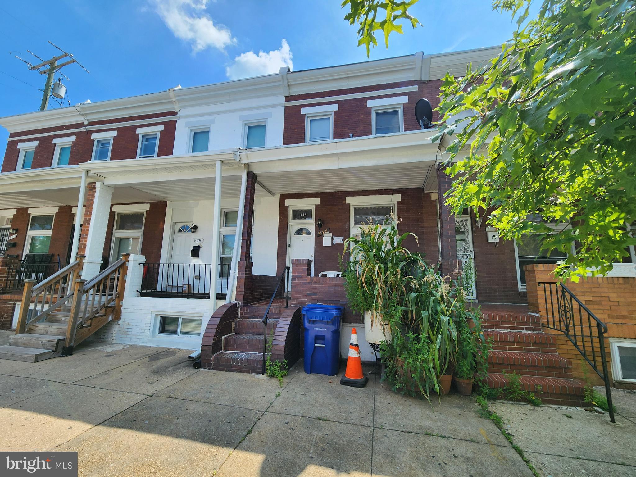 ELLWOOD PARK - Residential